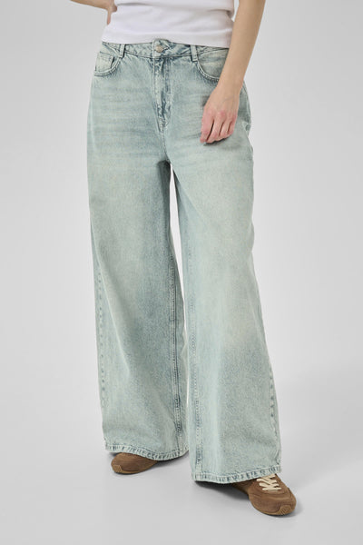 MWJessie 174 Low-Crotch X-Wide Light Blue Dirty Wash - 10705203 Thumbnail