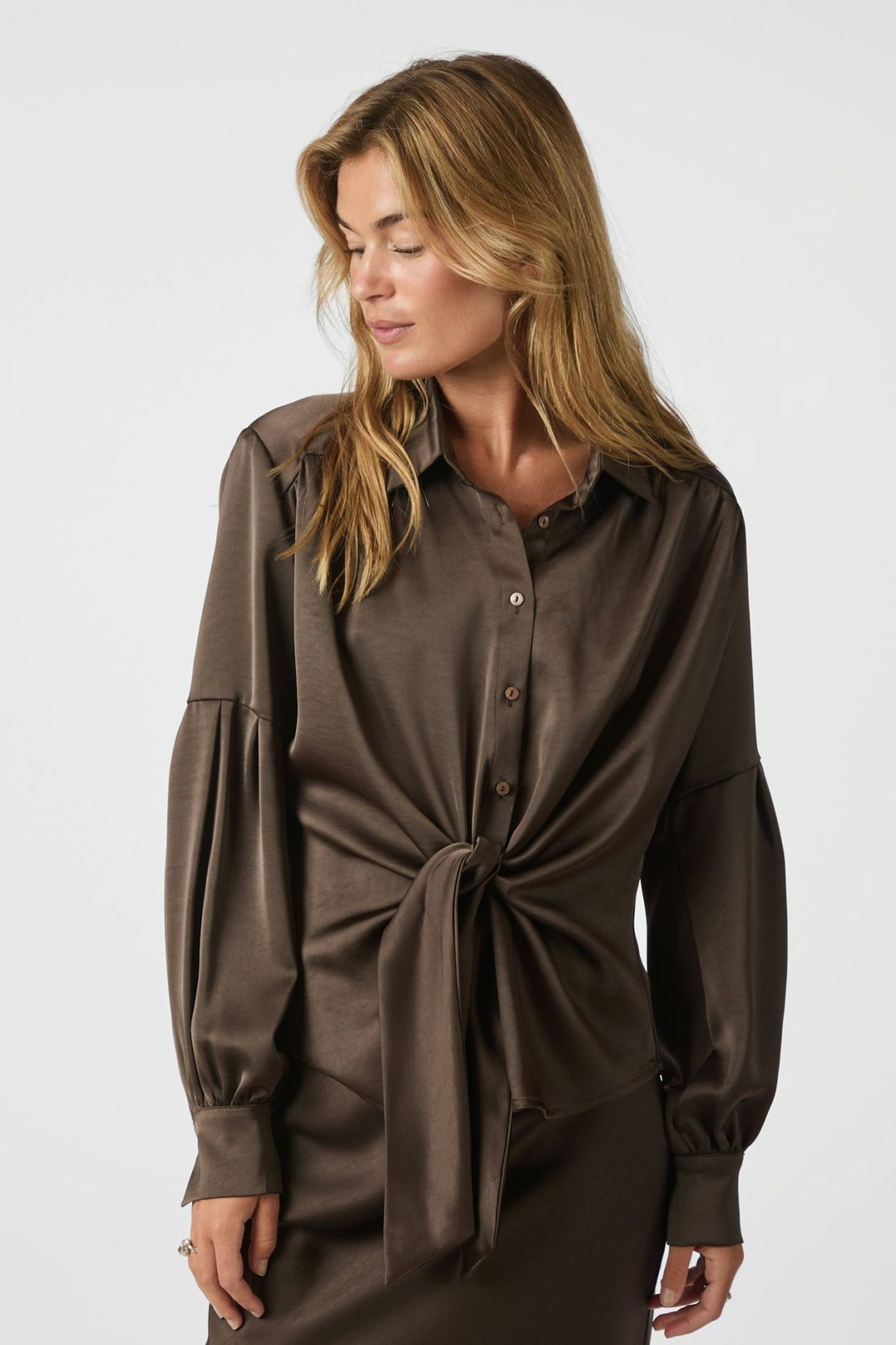 NAJA SATIN Dark brown - 160801