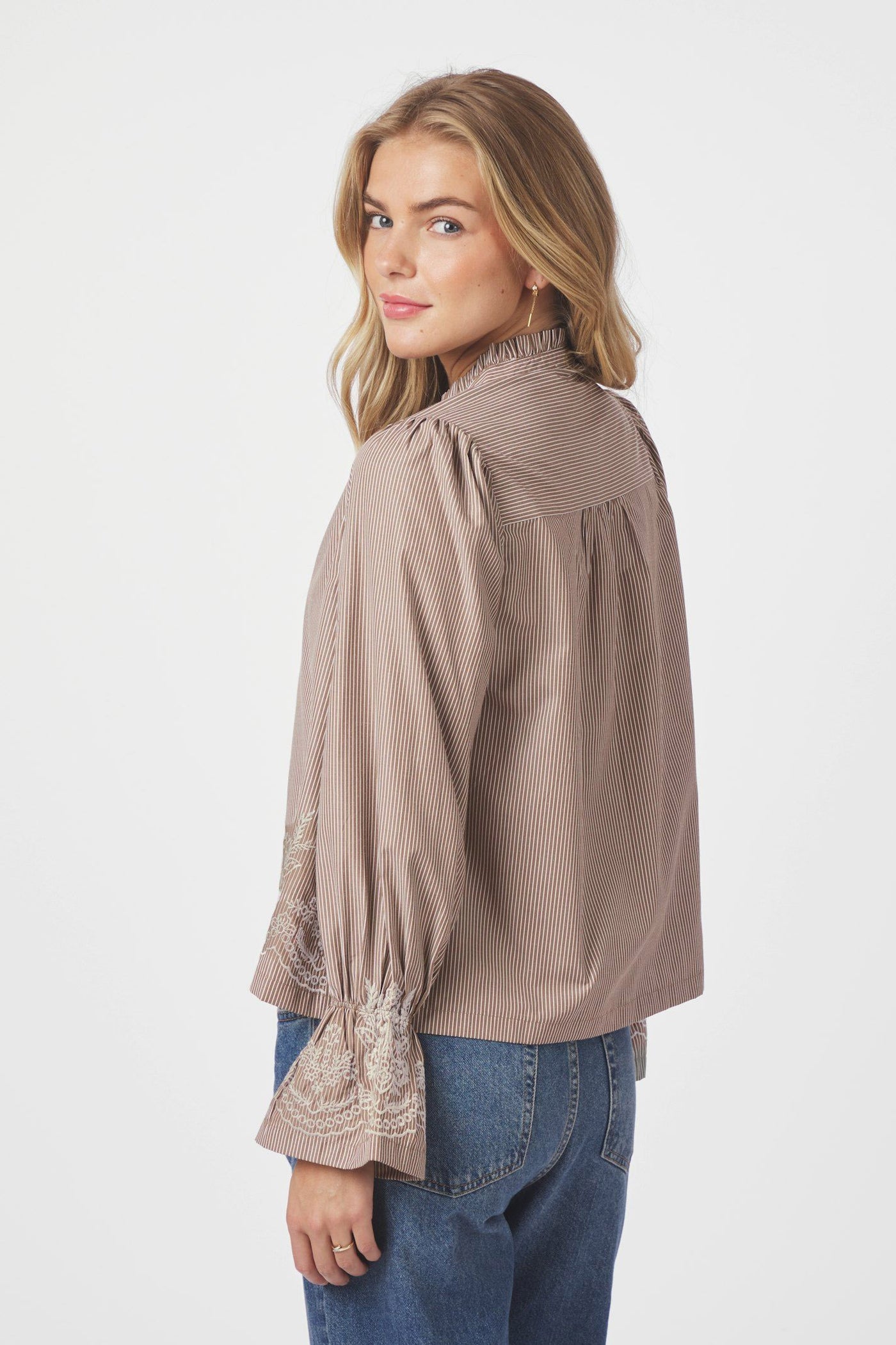 AMARA STRIPED EMB CAMEL - 166705