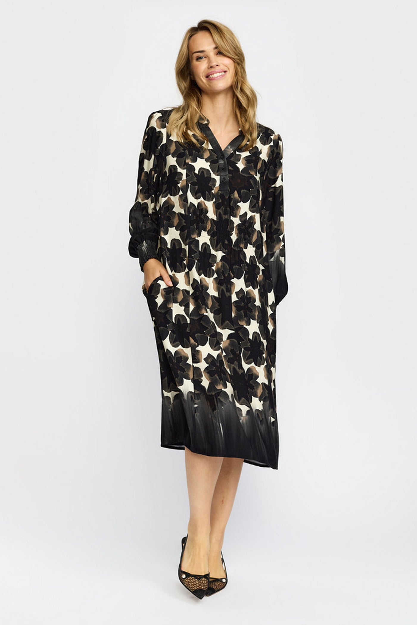 Ria BLACK FLOWER BORDER - 1021413