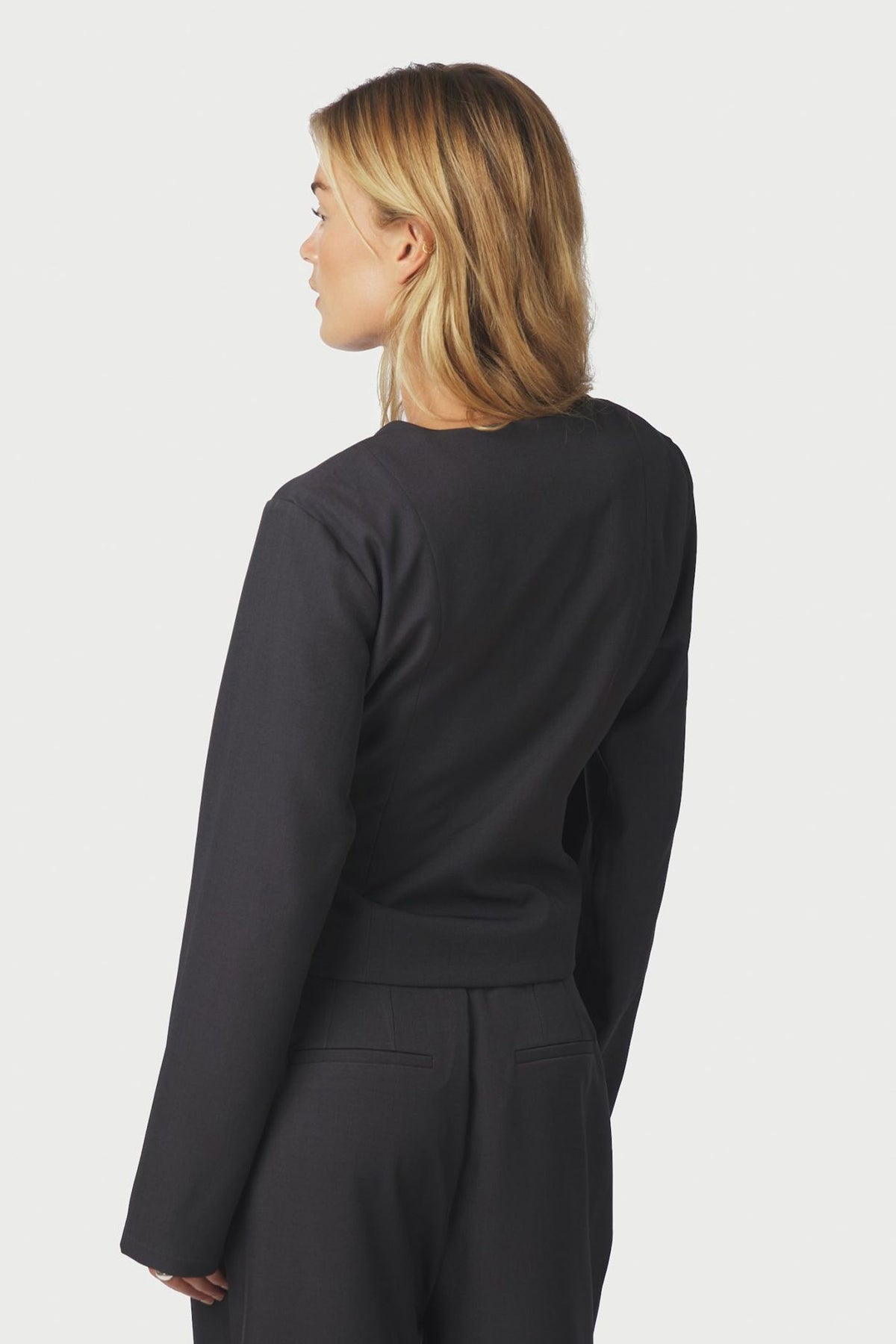 Simmi Eyelet Blouse Eyelet dif DARK GREY - 166960