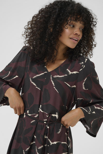 KAmille Dress Windsor Wine/Black Flower - 10510576 Thumbnail