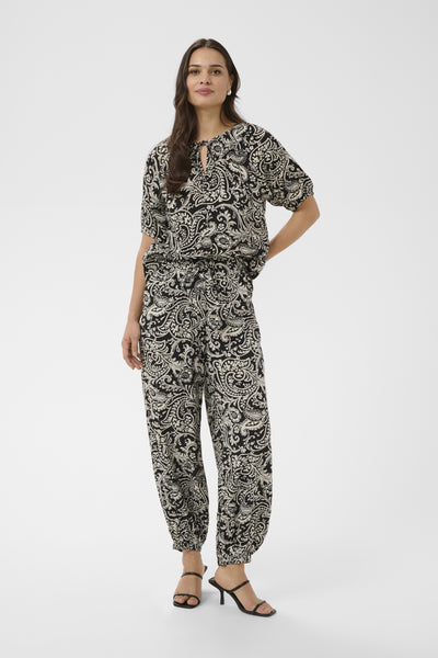 KAbella Pants Black Chalk Paisley - 109282 - 10511523 Thumbnail