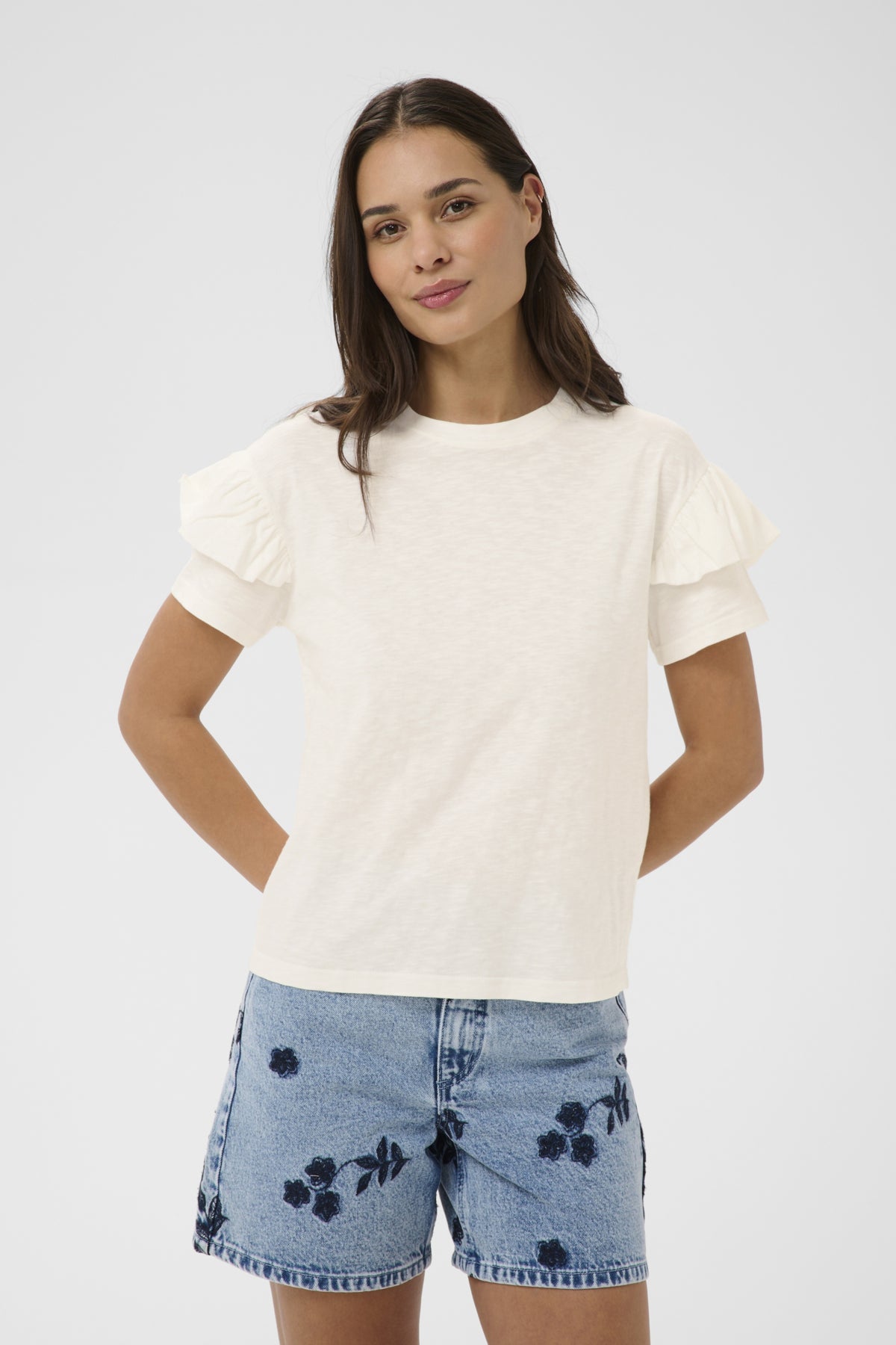 KAerin Flounce T-Shirt Chalk - 110602 - 10511602