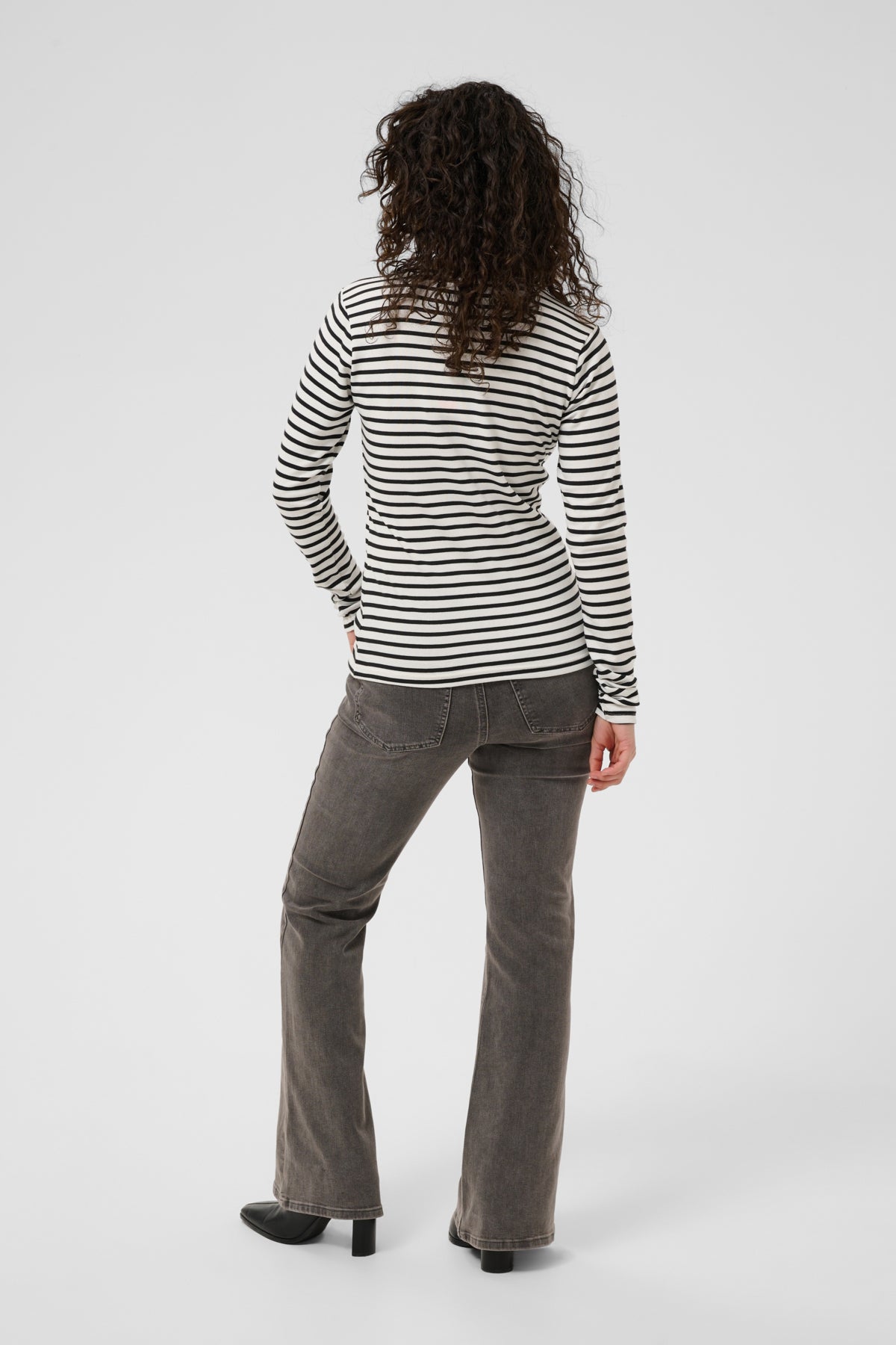 KAliddy Plain Stripe T-Shirt Chalk W. Black Stripe - 101029 - 10511971