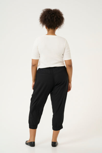 KCmille Capri Pants Black deep Thumbnail