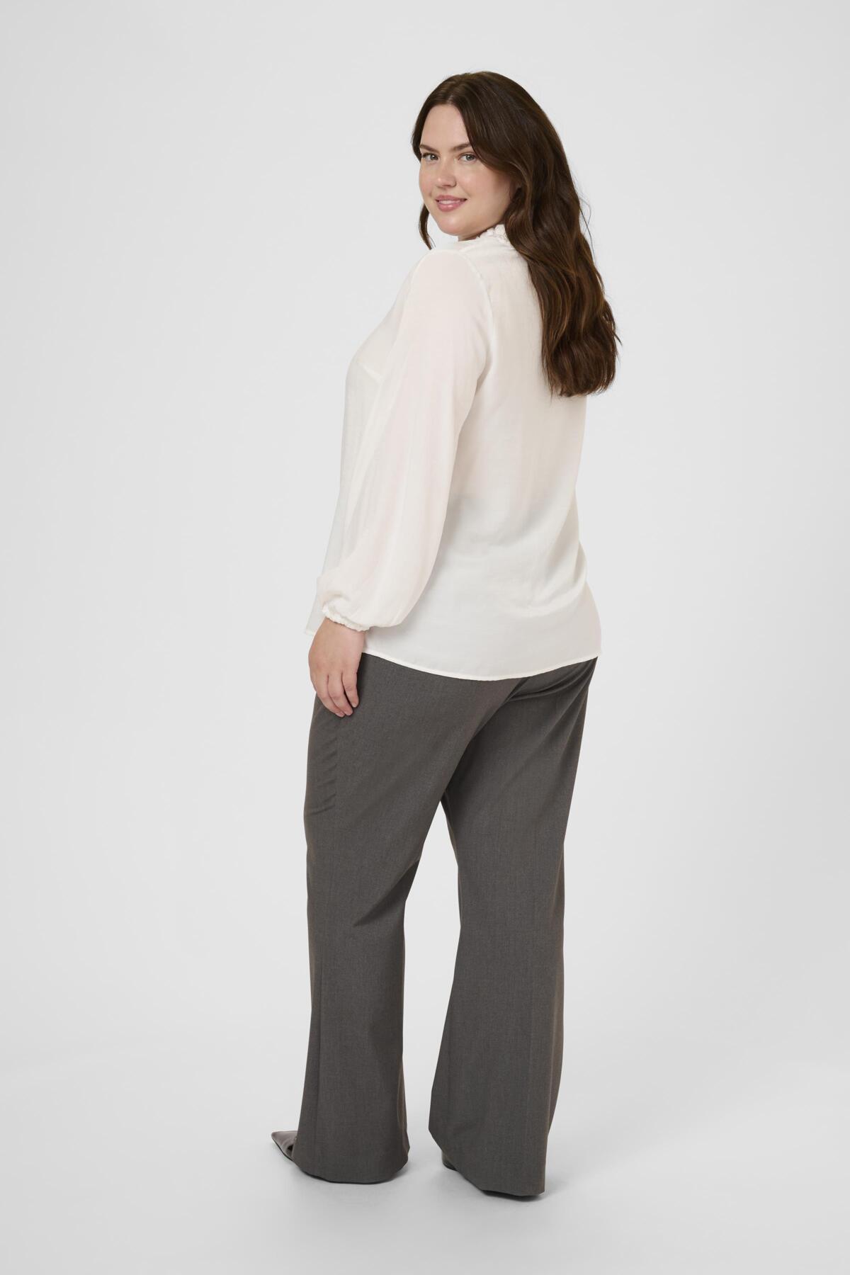 KCmilia Blouse Chalk - 110602 - 10583774