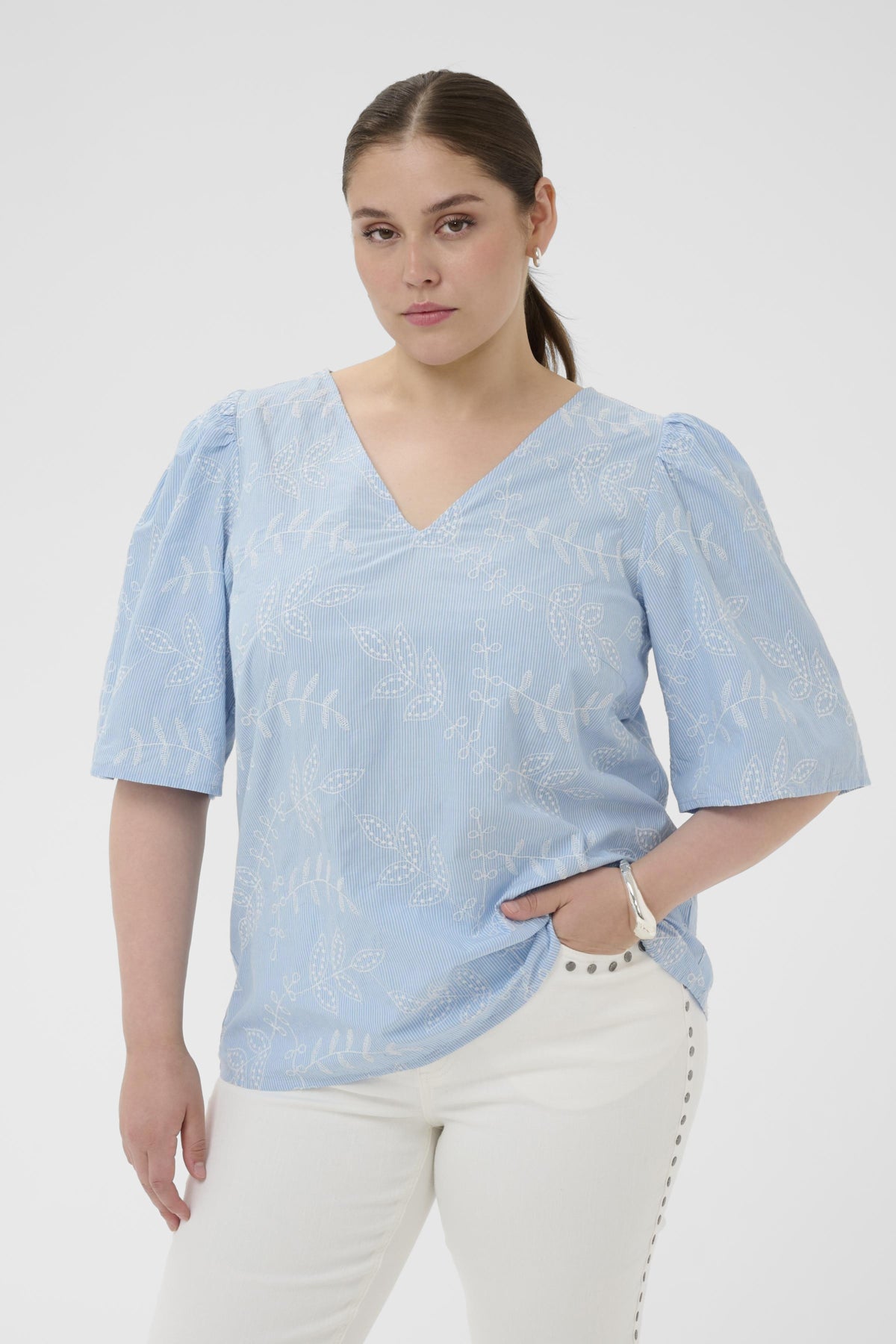 KCcarlee Short SL Blouse White Blue Embroidery Stripe - - 10584034