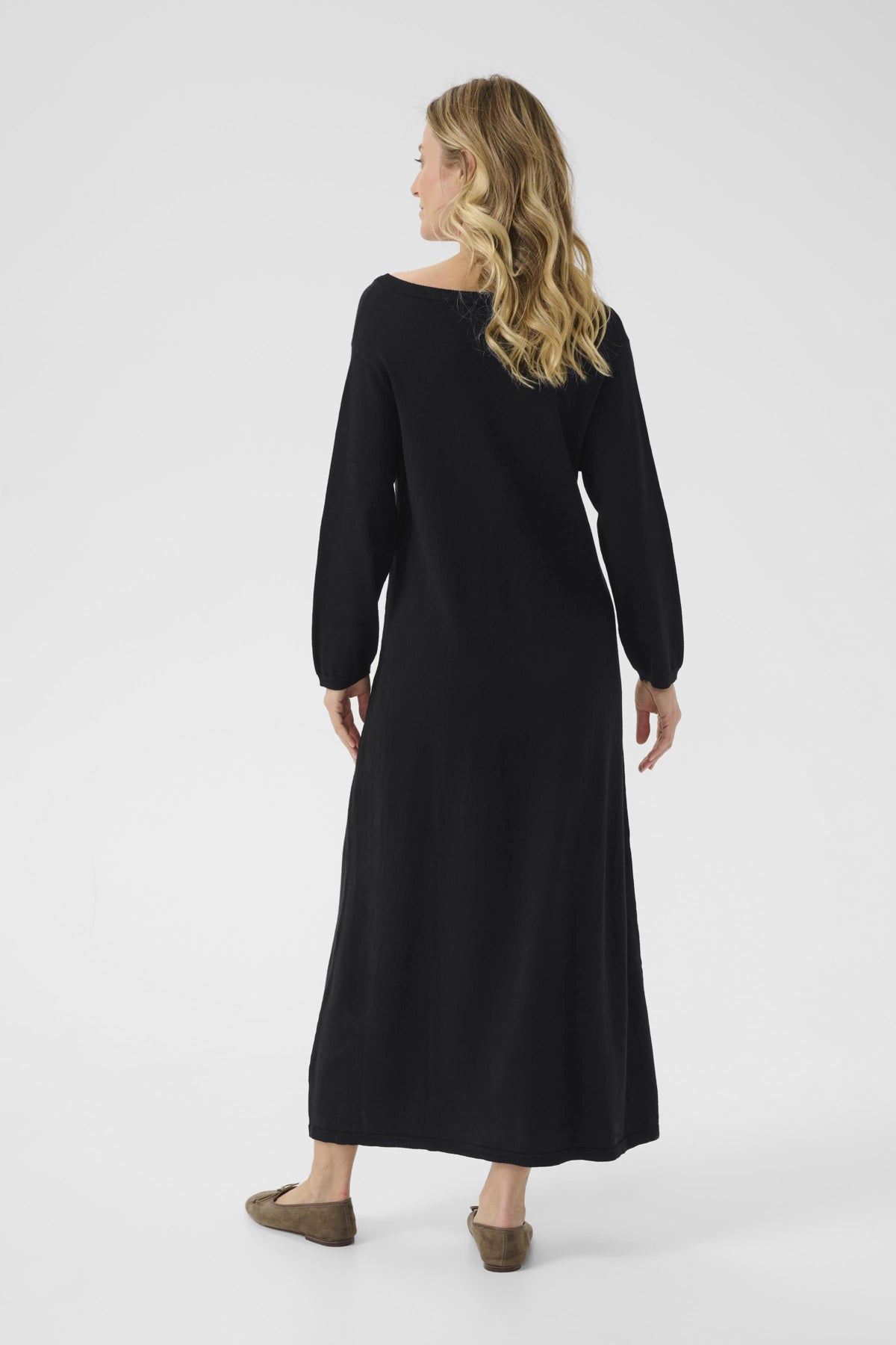 CRVillea embroidery Knit Dress Pitch Black - 10614349