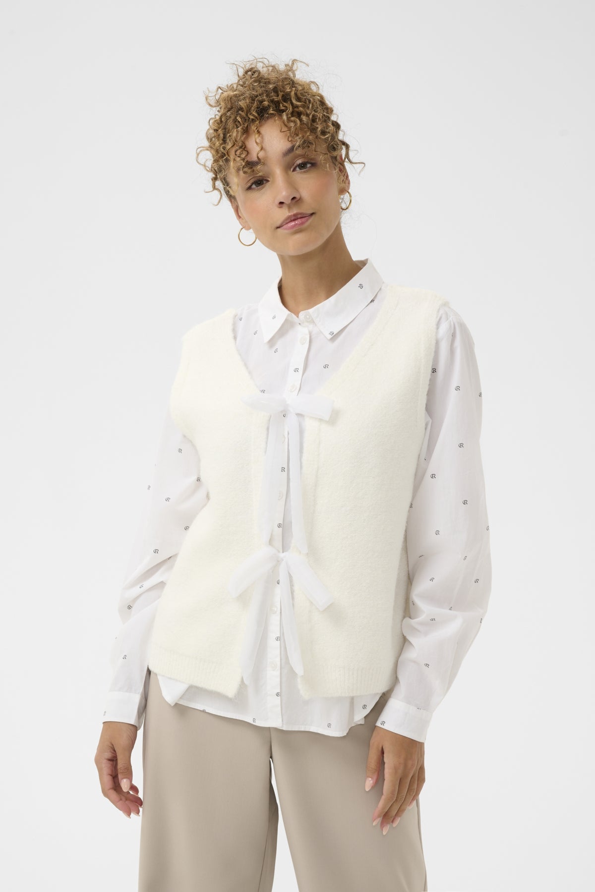 CRBulp Knit Vest Snow White - 110602 - 10614512