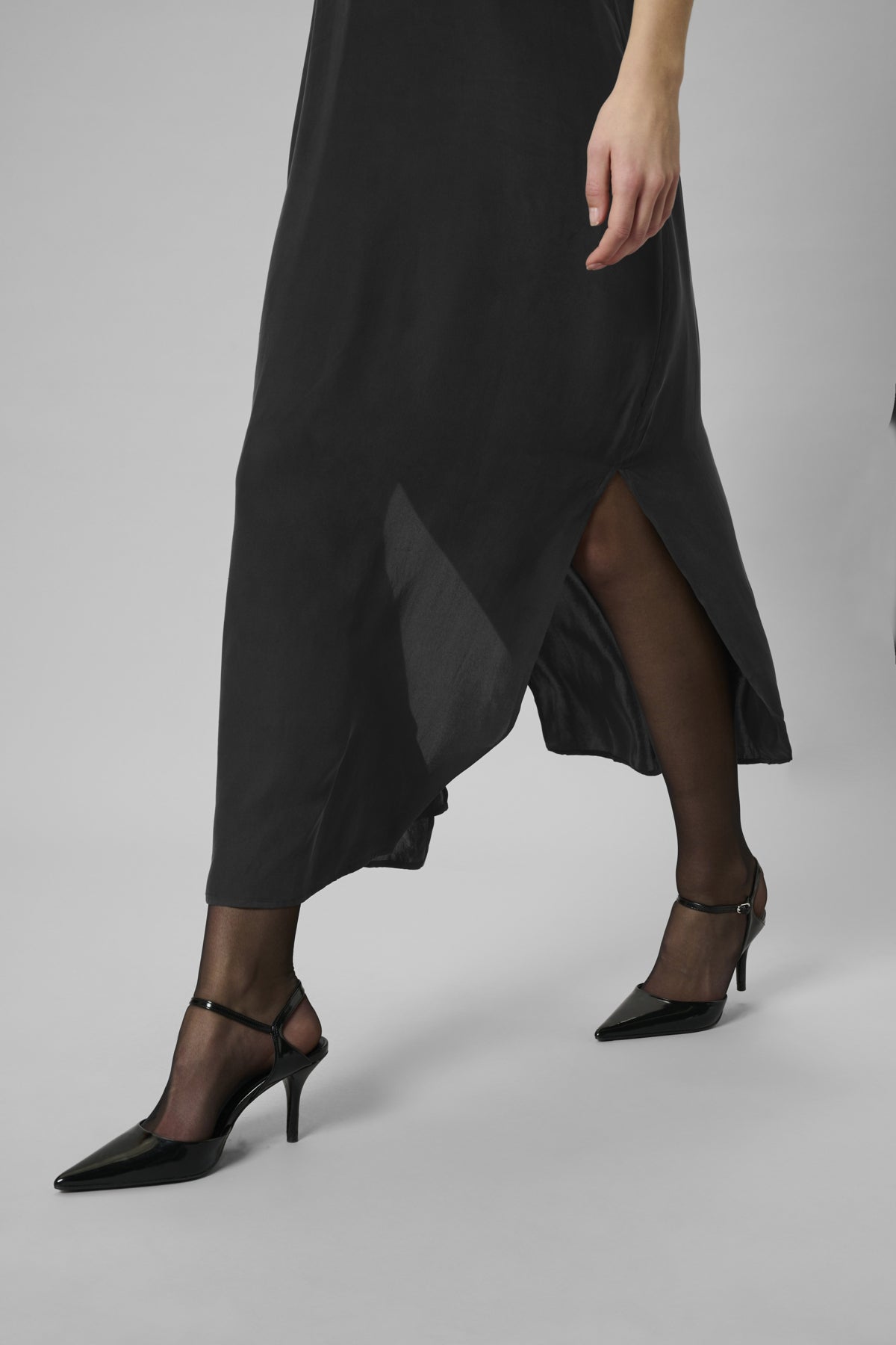 MWSilk Strap dress Black - 100031 - 10705329