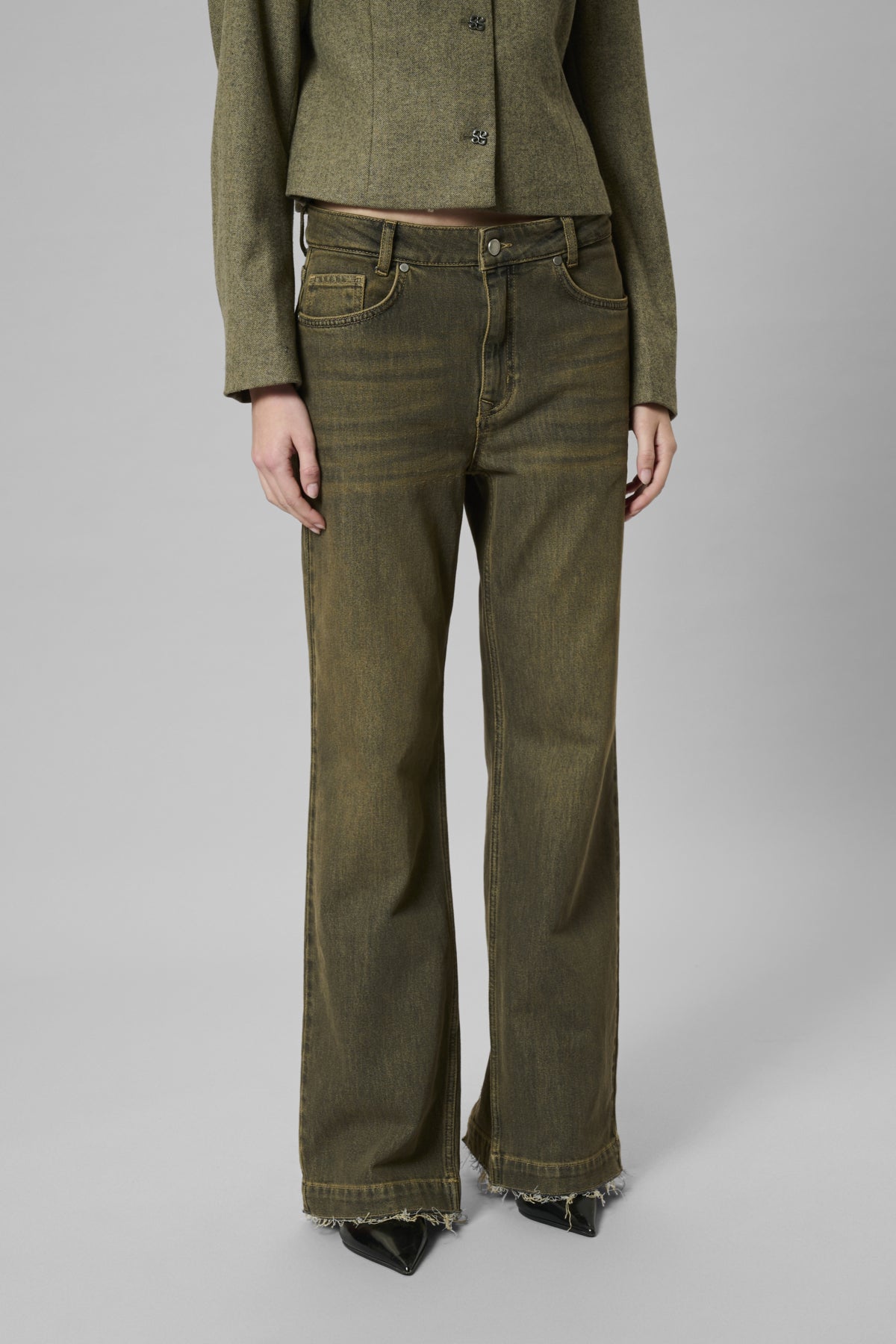 MWSaba 139 High Straight Slit Amber Retro Wash - 108730 - 10705373