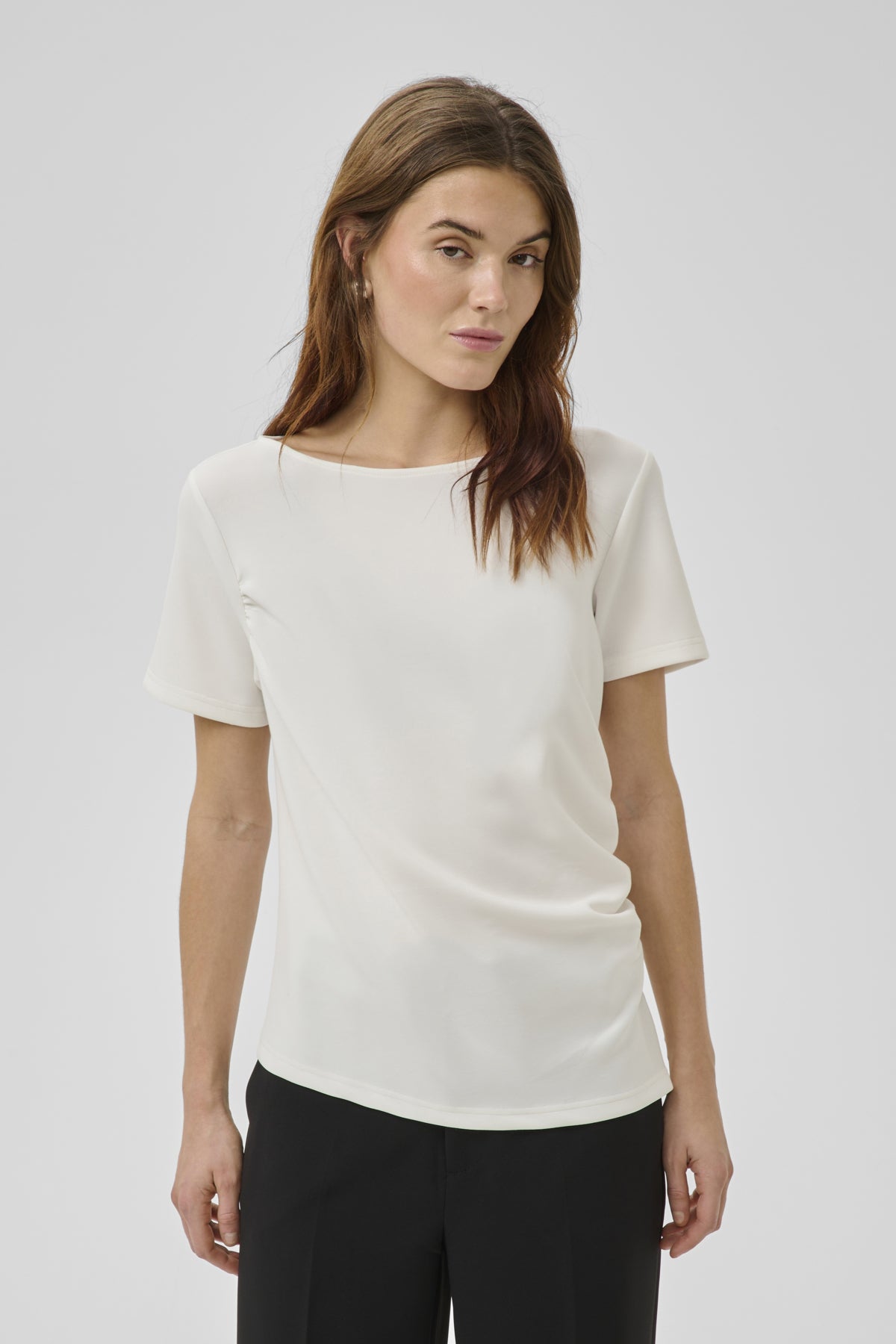 MWHelle Asymmetric Tee Snow White - 110602 - 10705405