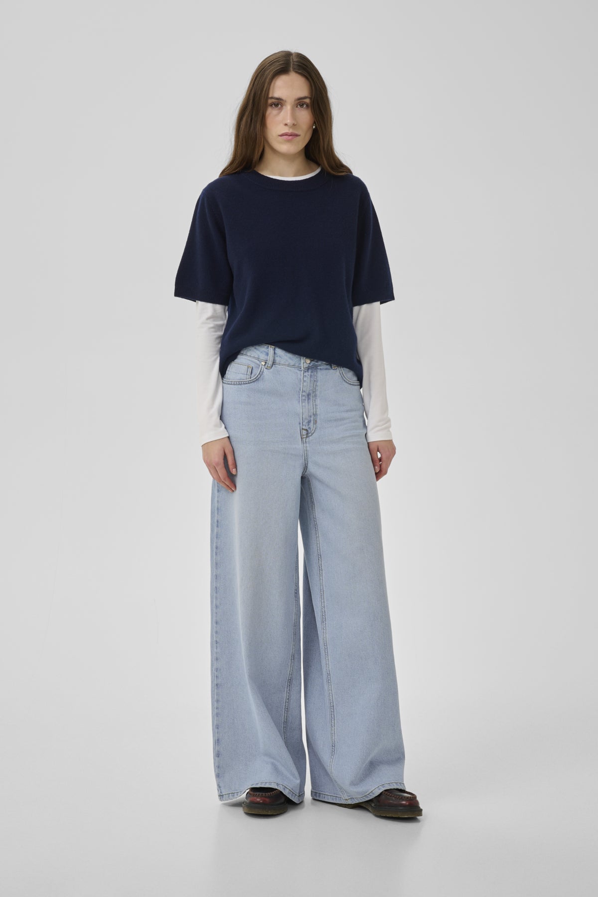 MWJessie 139 Low-Crotch X-Wide Light Blue Wash - 100045 - 10705478