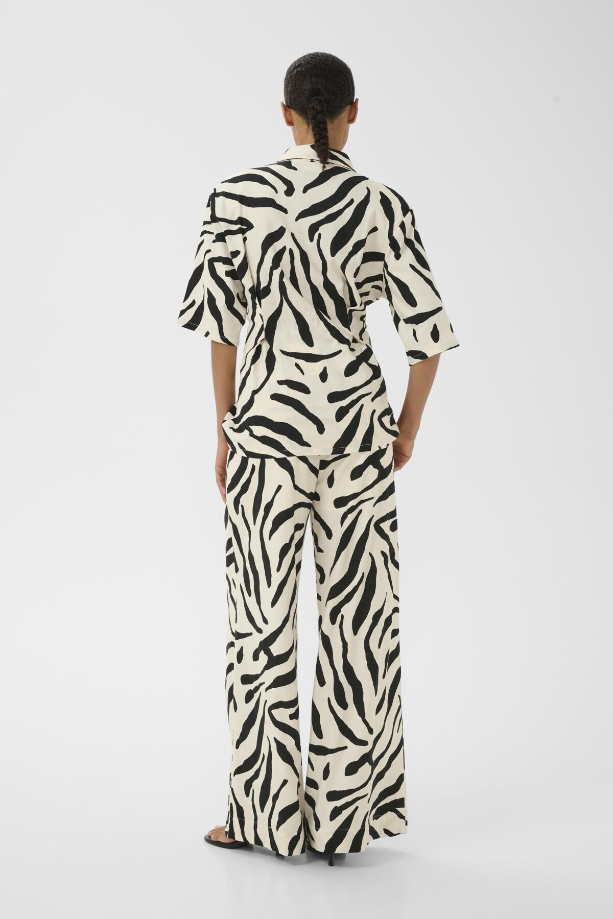 GZzeona P SS shirt graphic black white animal - 1 - 10911161