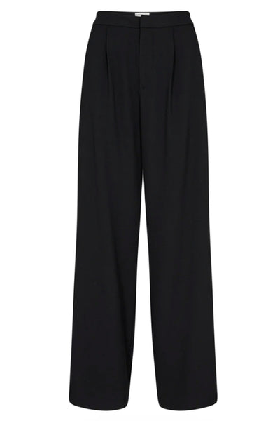 133674Black Thumbnail