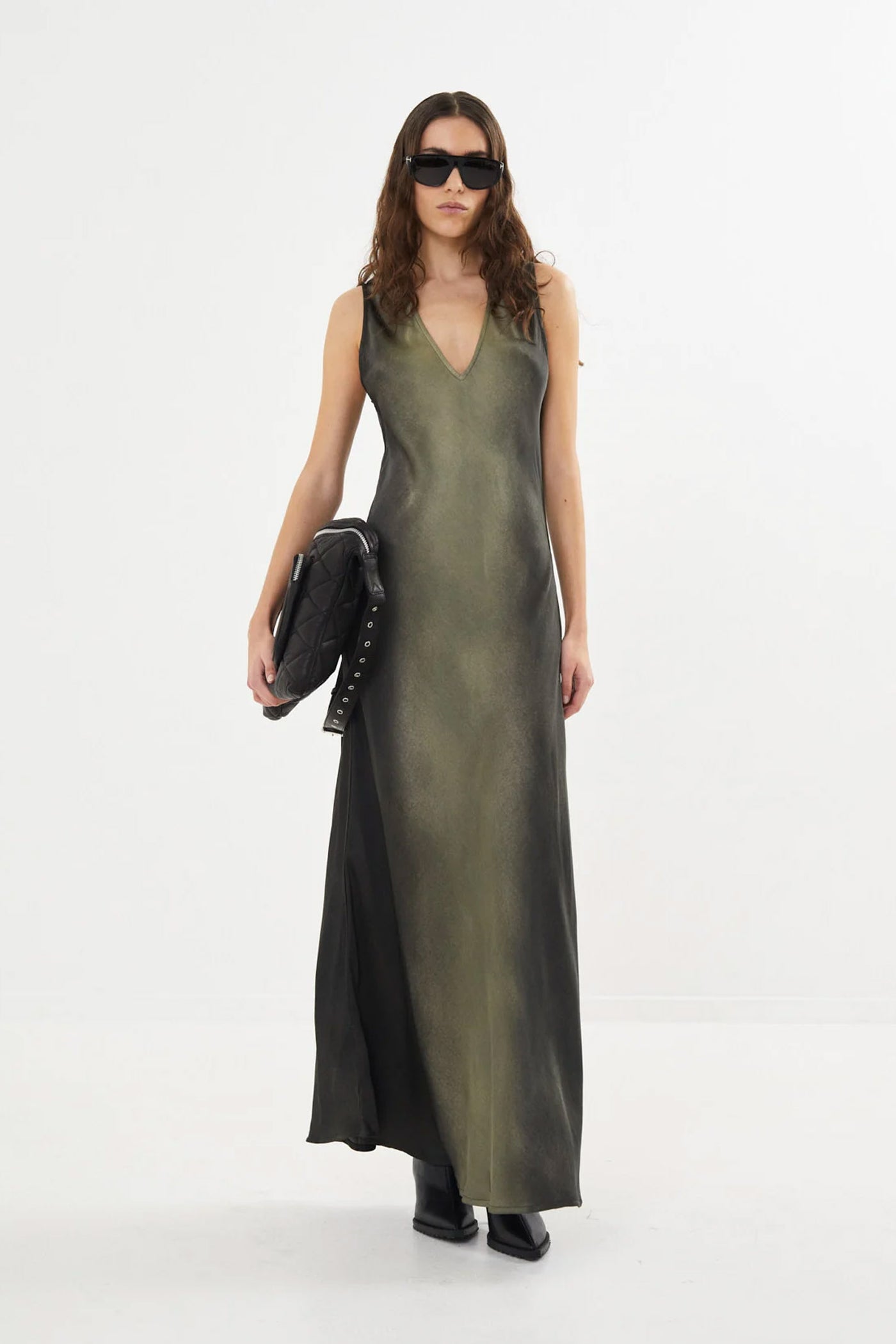 Venus Olive - W24381111