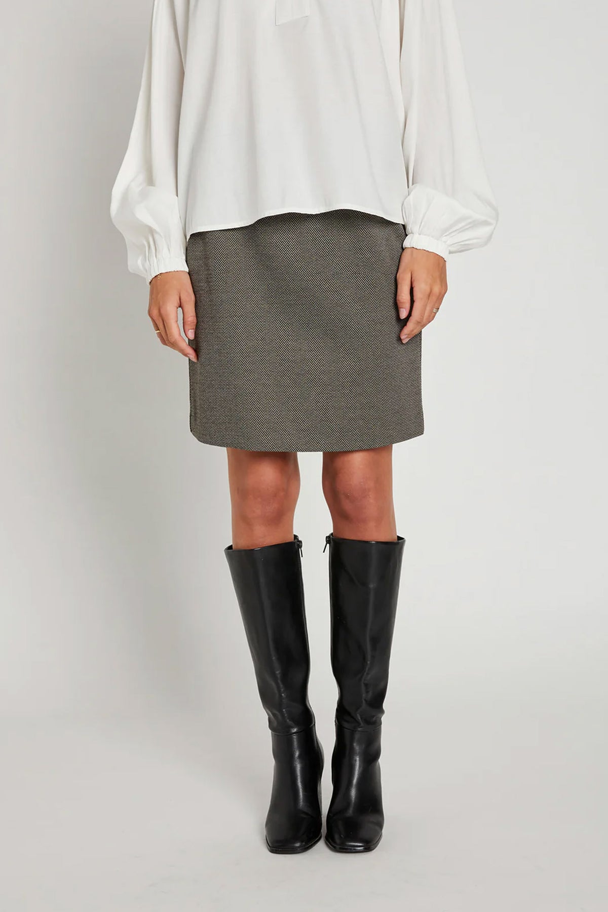 Olana skirt RdF 45 Bitter chocolate - 244 7392 13
