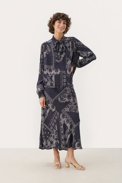 LaurinaPW SK Navy Graphic Paisley - 30309556 Thumbnail