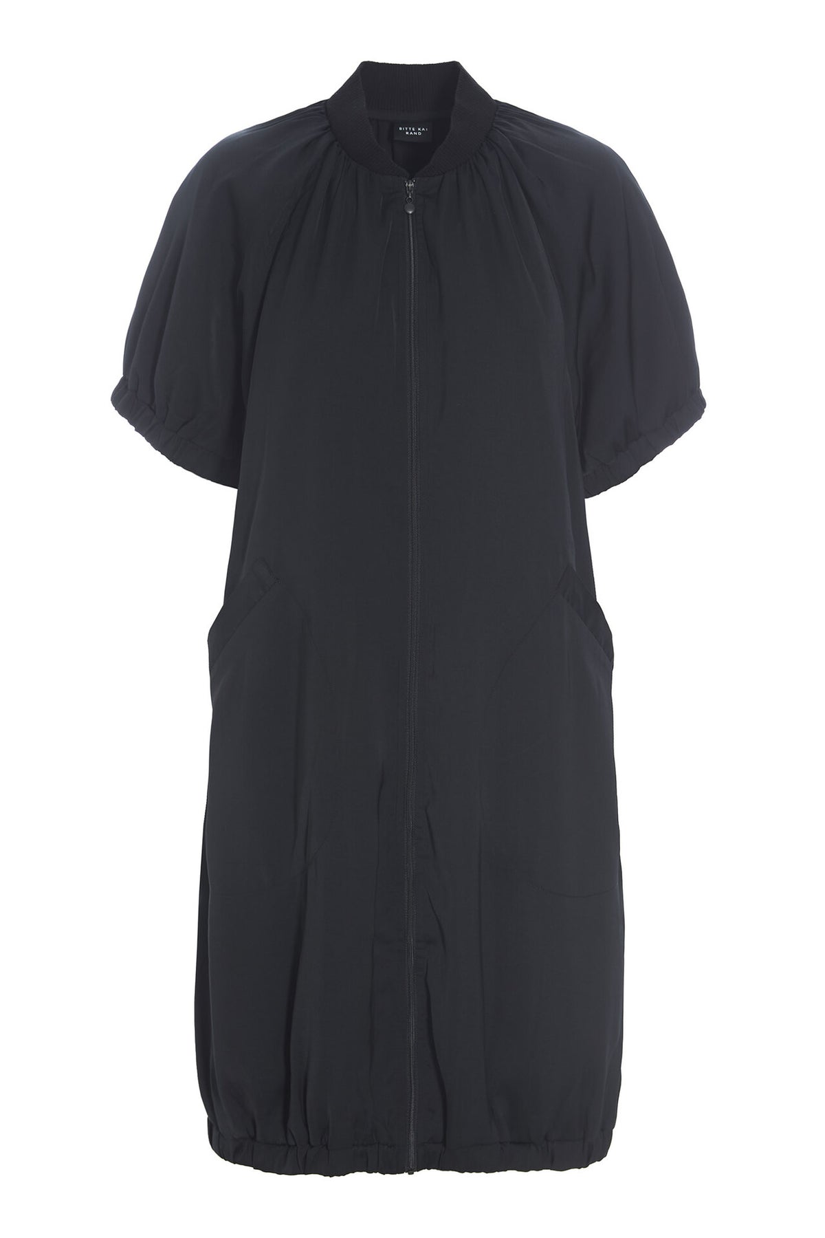 164791Black