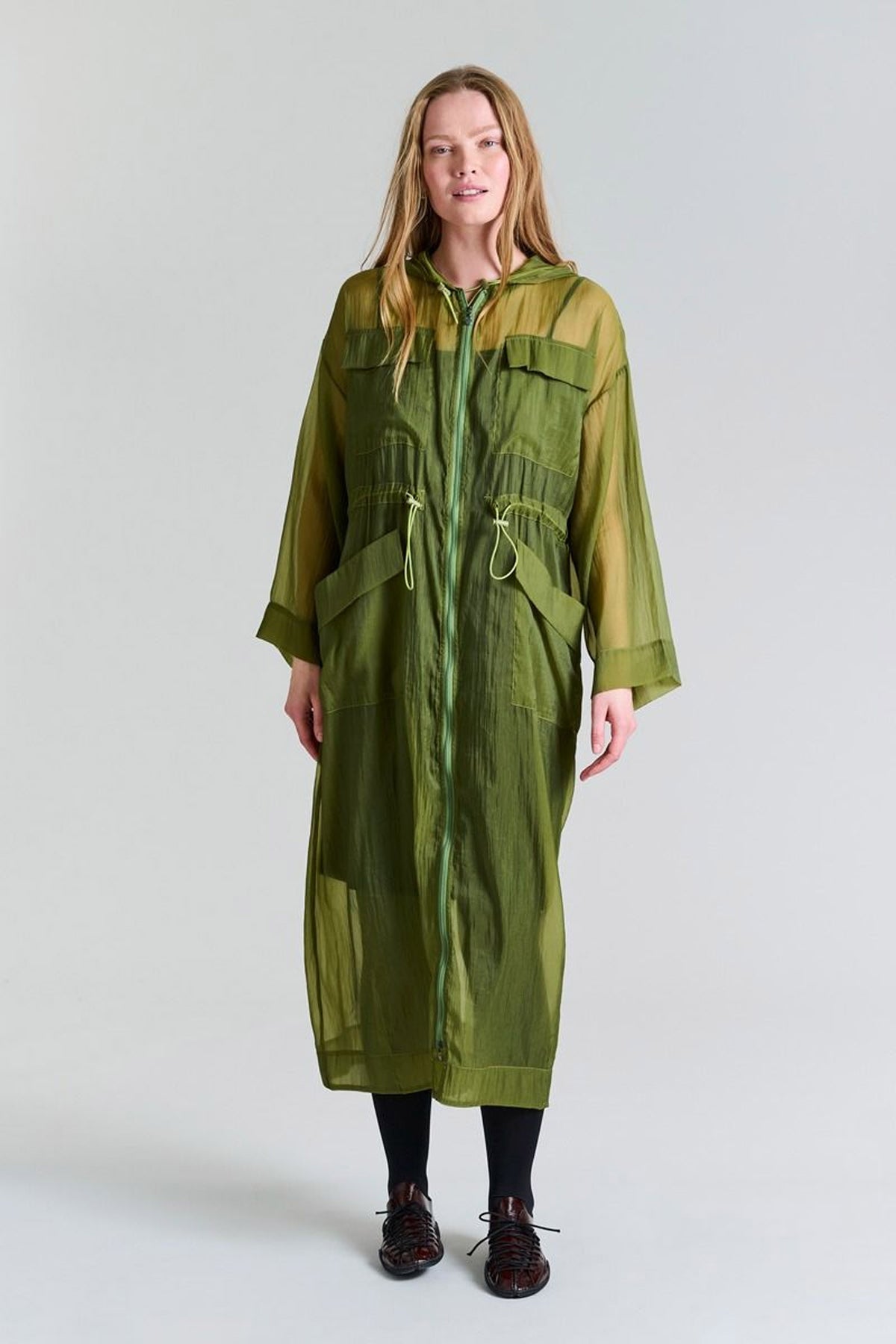 Sukasu kjole med hÃ¦tte GINKO GREEN - 256-2402-5321