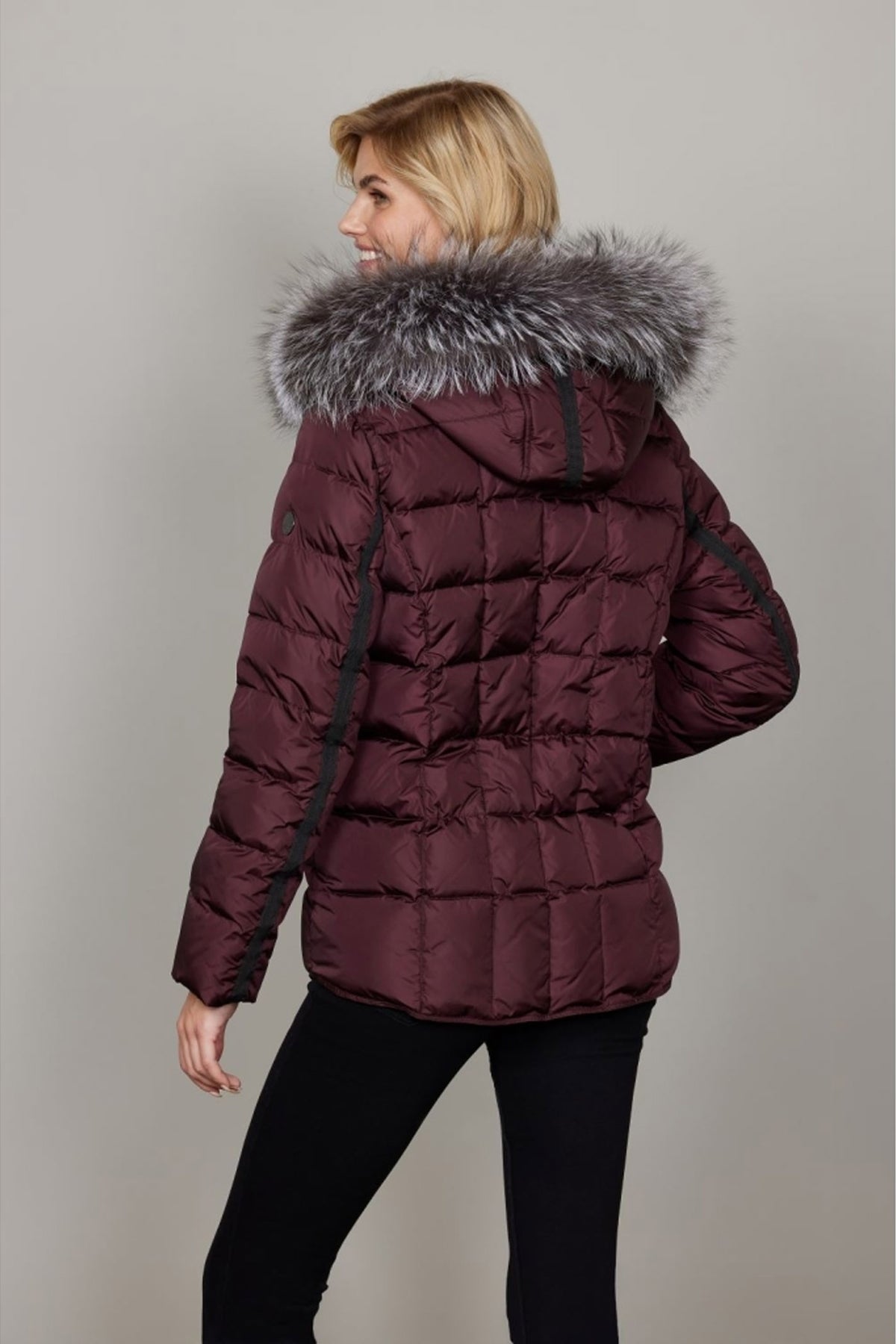 Margit 38-Wine - 0225-2062-65
