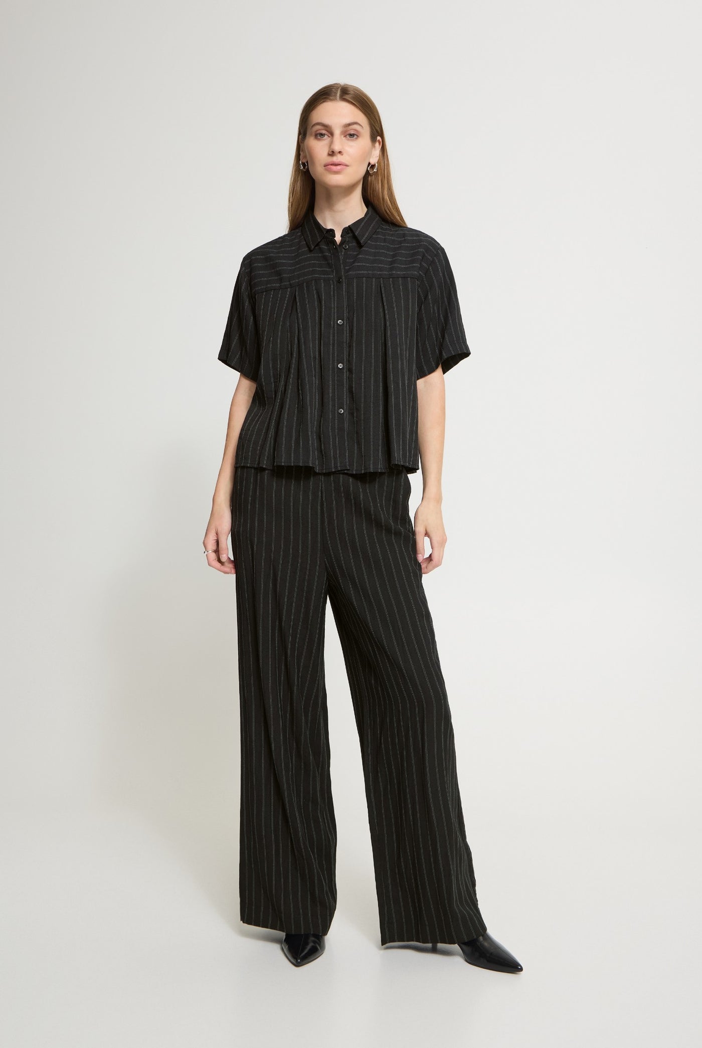 IHFIENNA SH BLACK & WHITE STRIPE - 9000086 - 20126159
