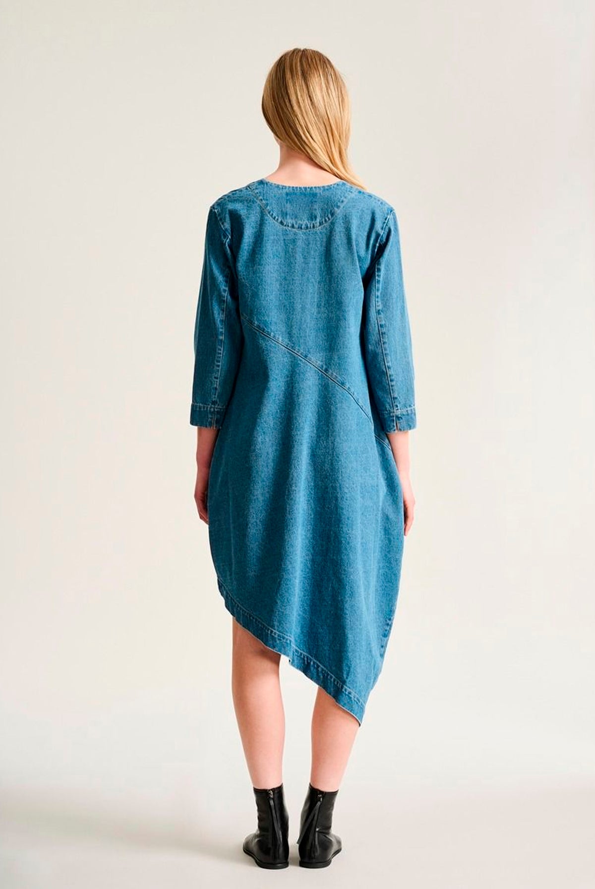 Hayato kjole med v-hals Blue Denim - 266-2483-5831