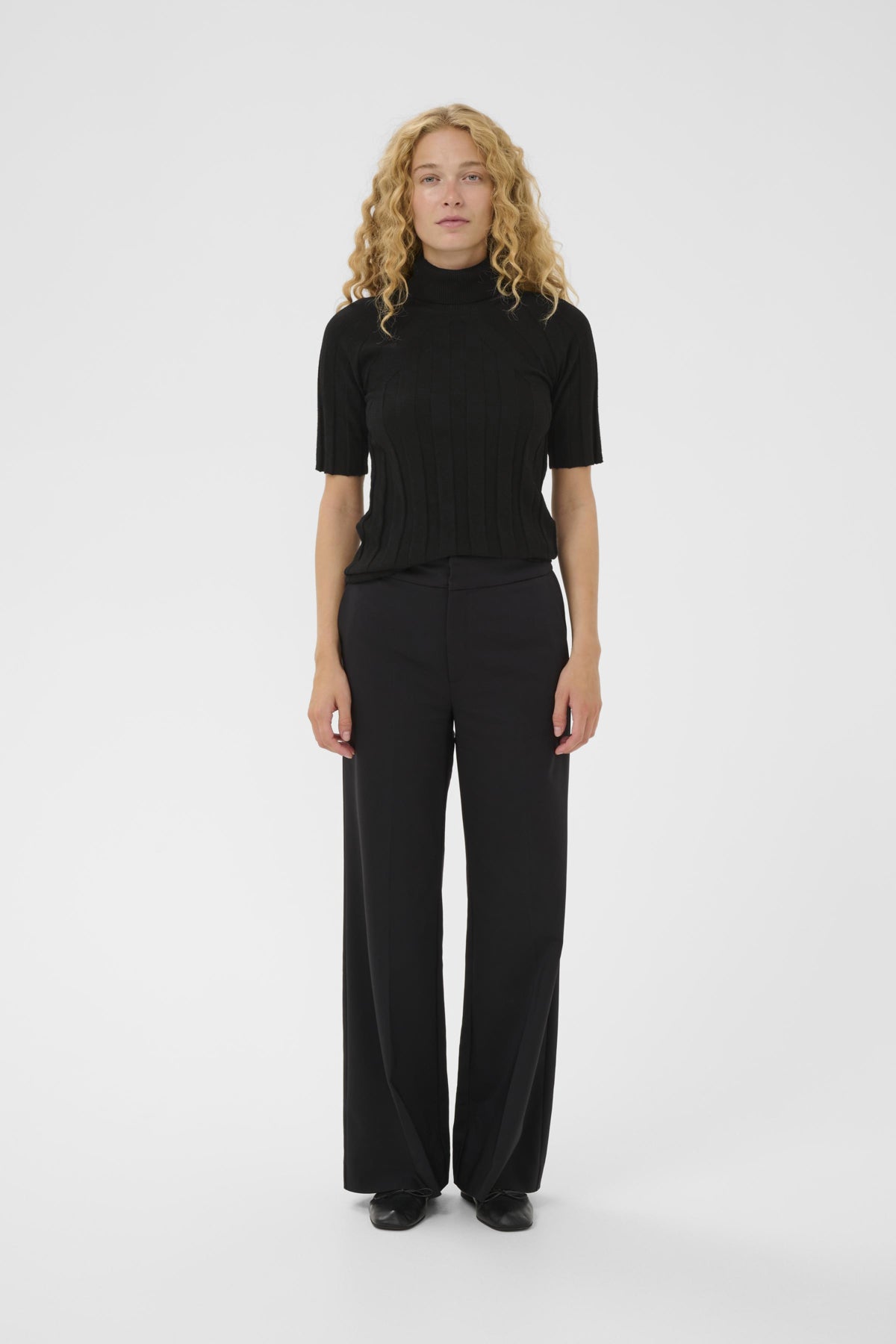 NIKOLAIW KELLSIE SS PULLOVER Black - 194008 - 30112168