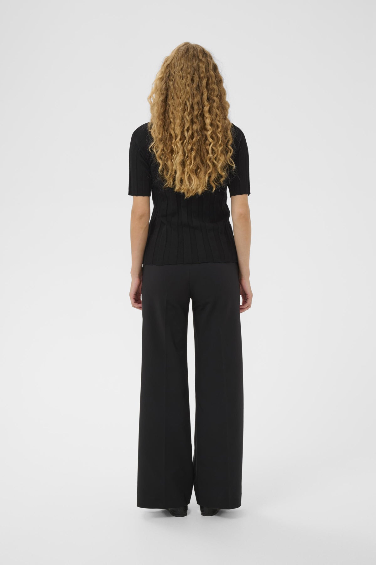 NIKOLAIW KELLSIE SS PULLOVER Black - 194008 - 30112168