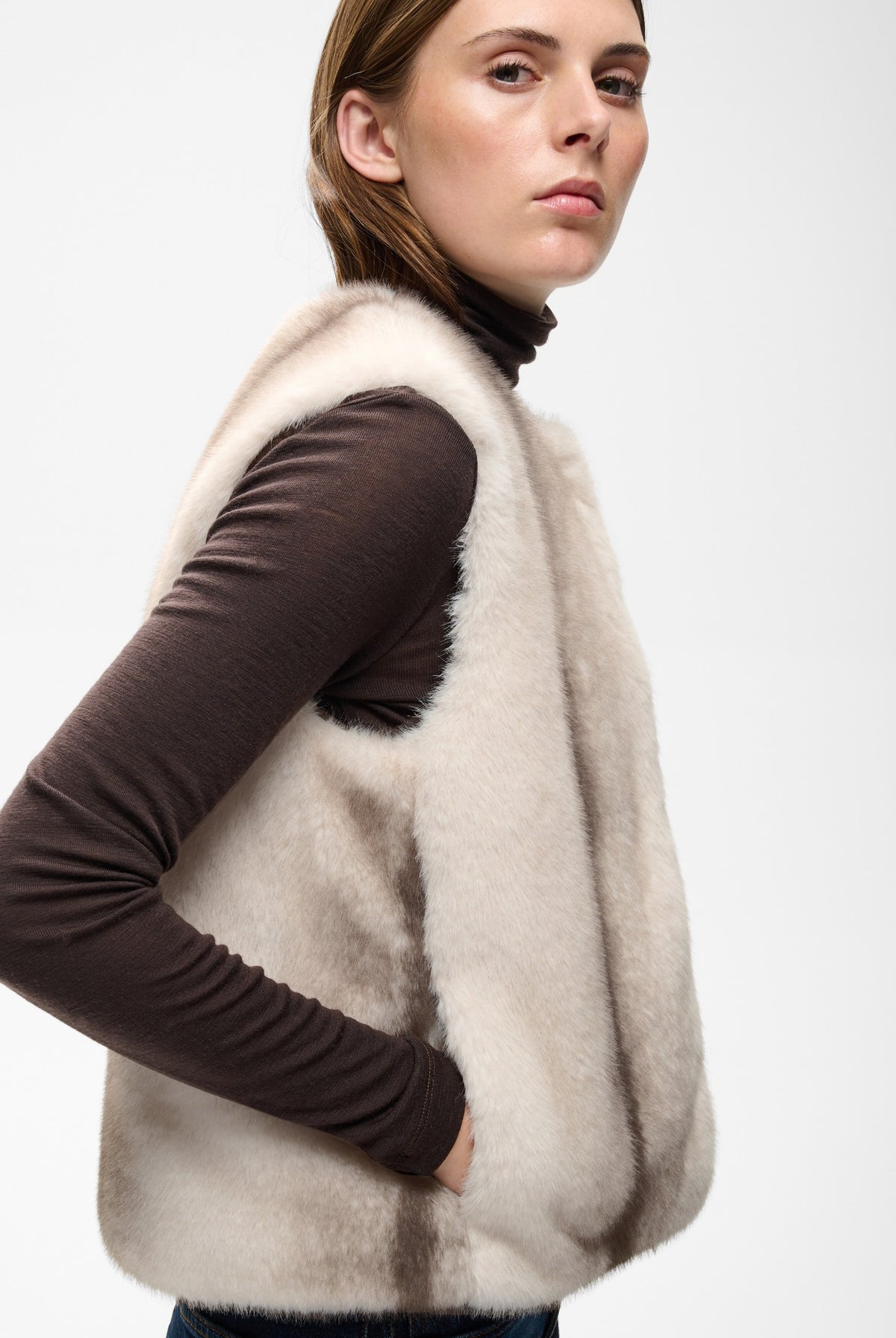 ZABELLEIW WAISTCOAT FAUX FUR STRIPE - 900009172 - 30112659