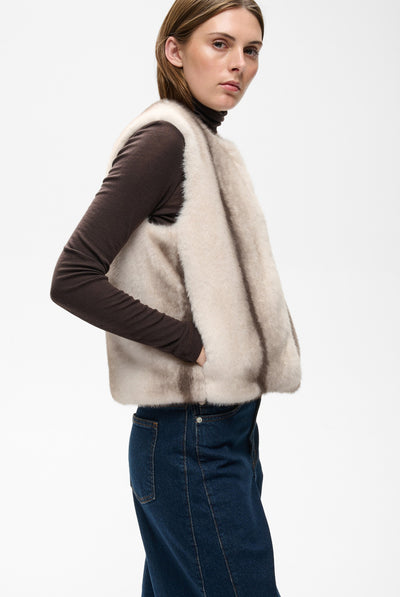 ZABELLEIW WAISTCOAT FAUX FUR STRIPE - 900009172 - 30112659 Thumbnail