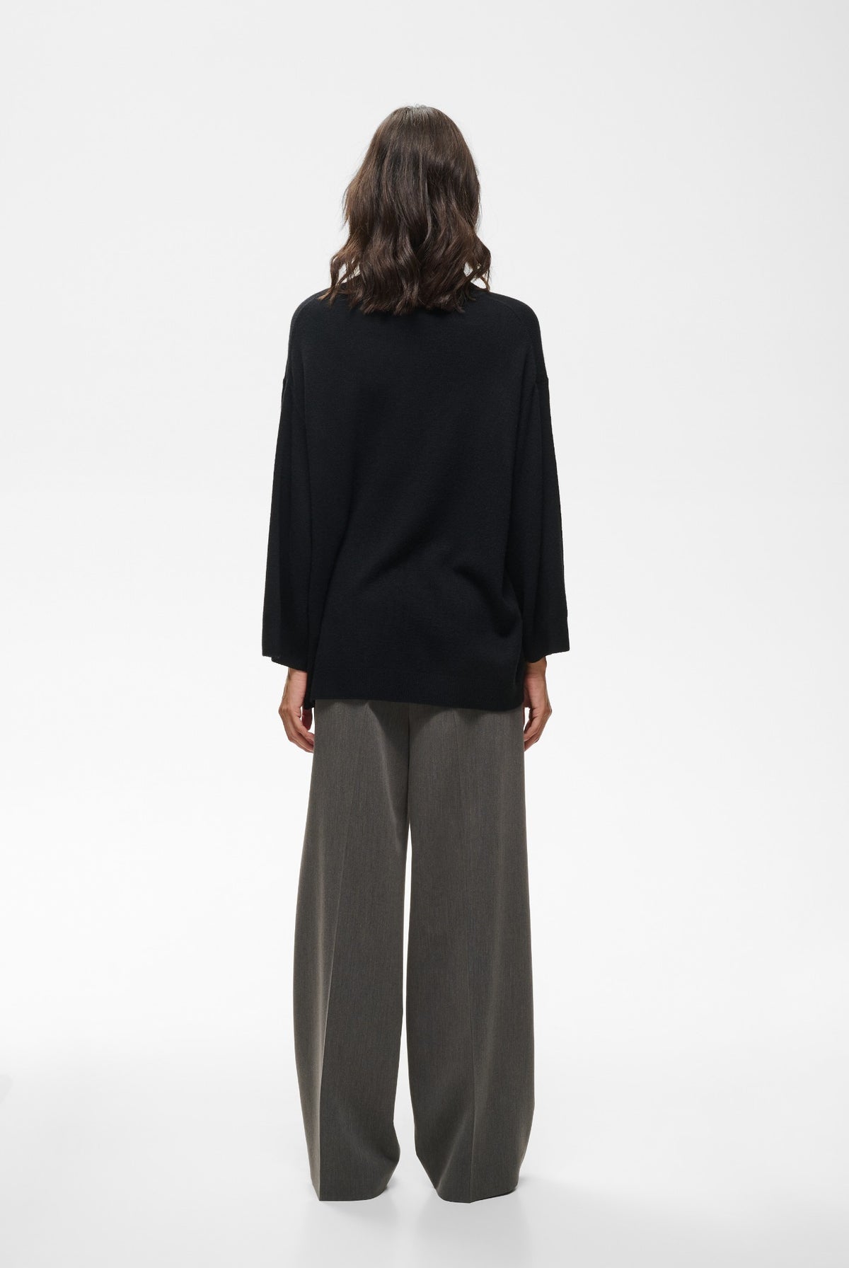 TALLYIW MONIKA V-NECK Black - 194008 - 30113217