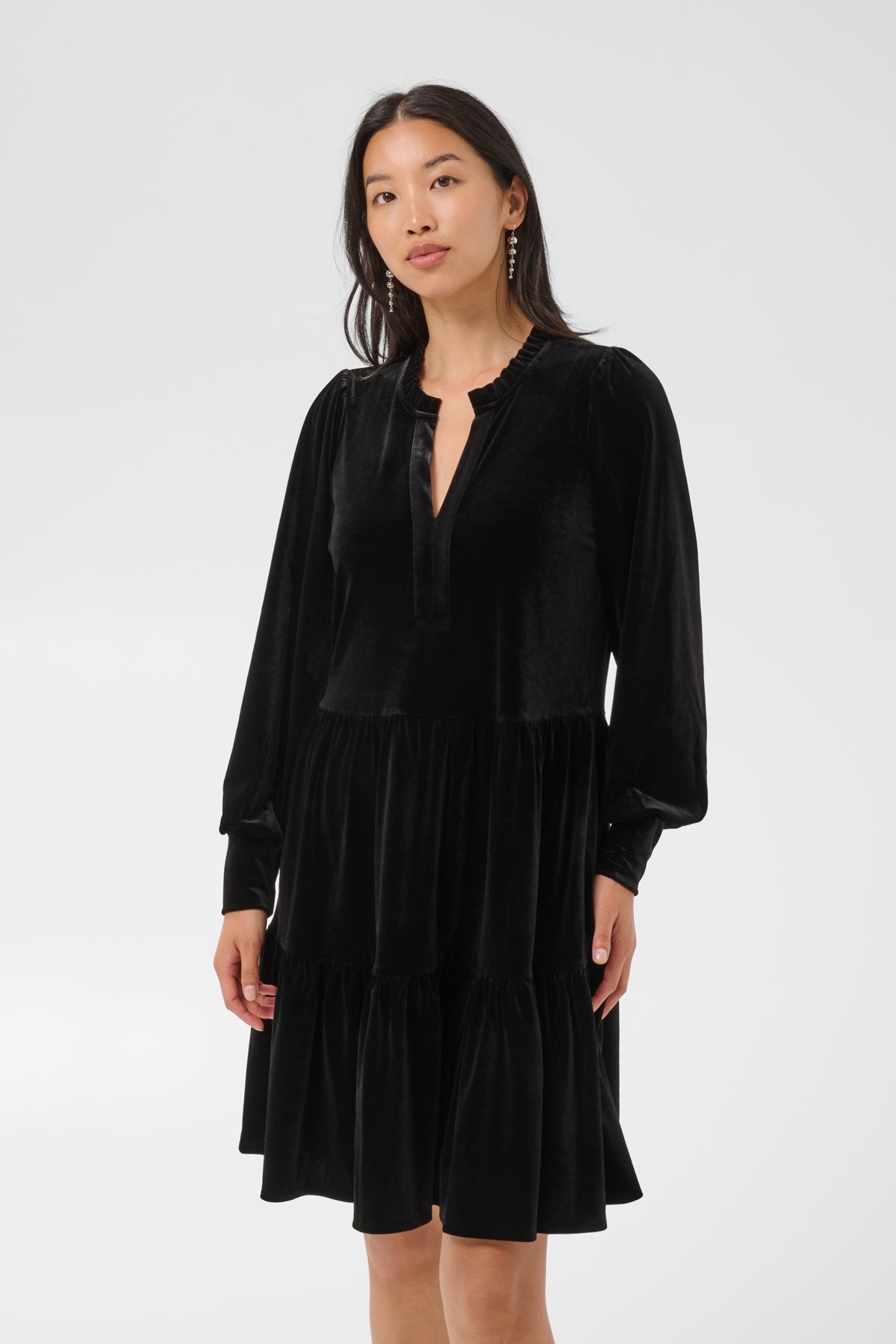 ViggasePW Long DR Black