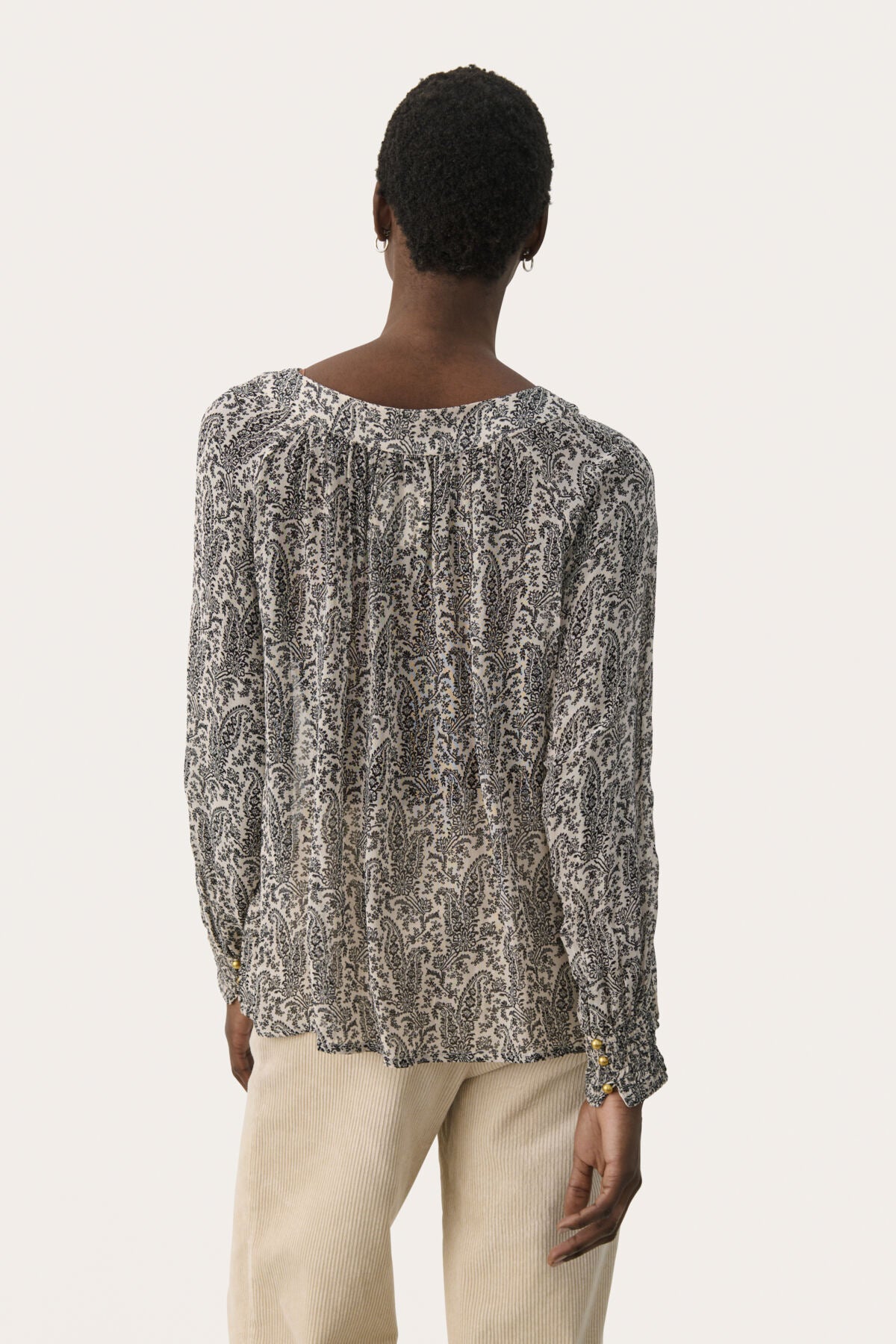 LajaPW SH French Oak Paisley Print - 30308870