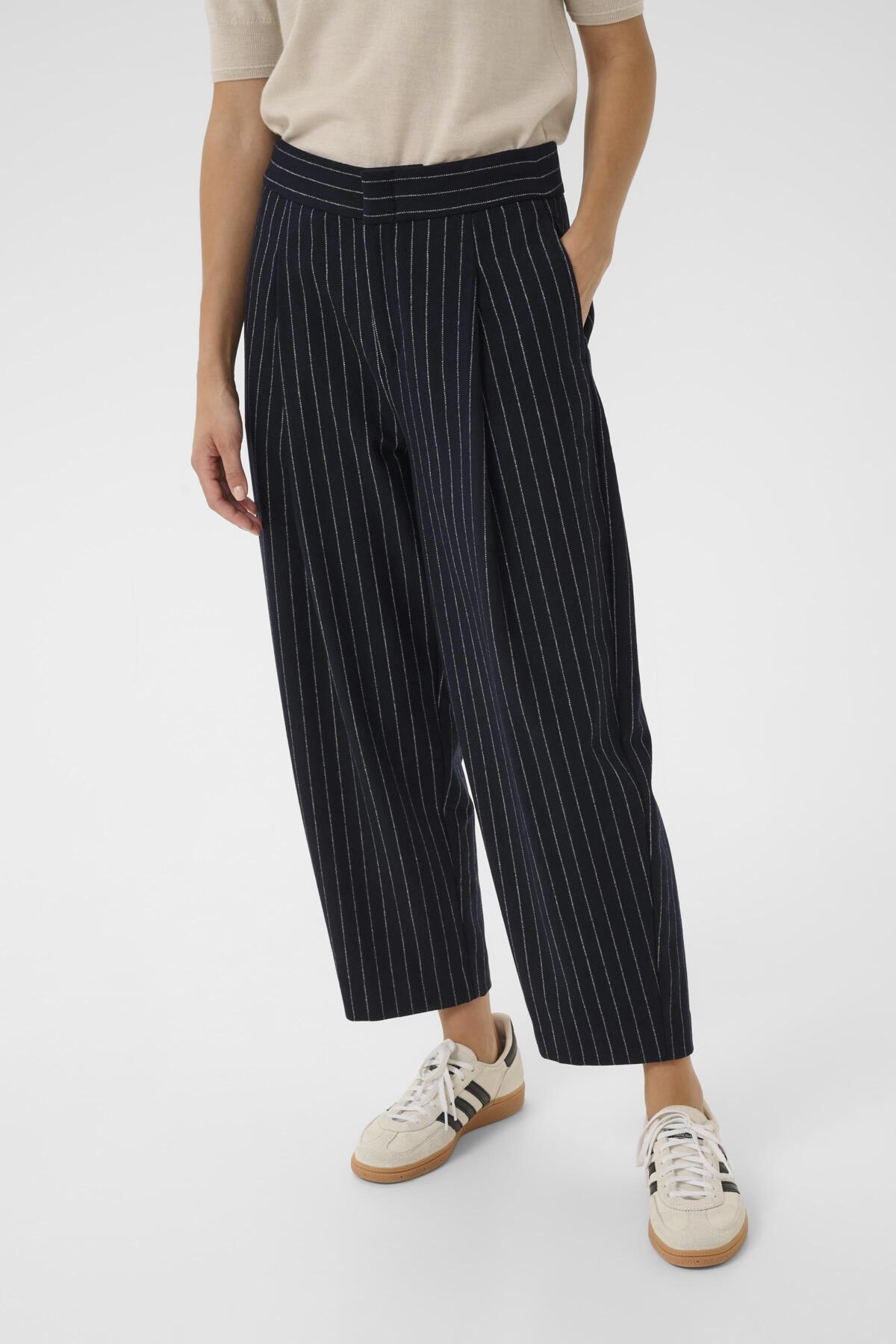 SolbrittPW PA Navy Pinstripe - 30310041