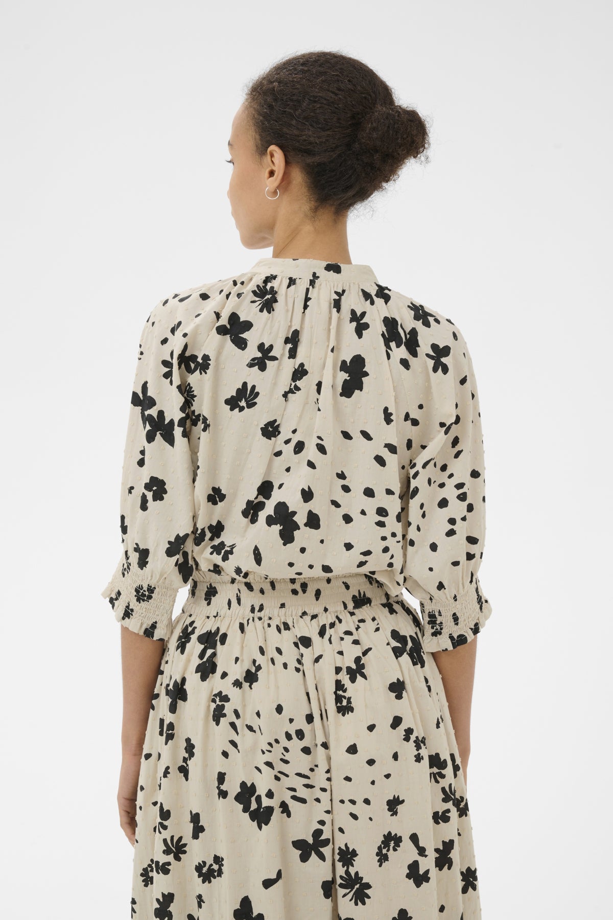 AlmeraPW SH Black Dot Flower Print - 30473 - 30310446