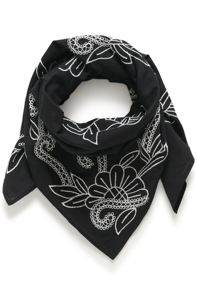 PhiasPW Scarf Black W Eggnog Emb - 304975 - 30310603 Thumbnail