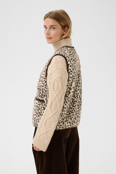 CameliePW Outerwear Neutral Spots - 305034 - 30310632 Thumbnail