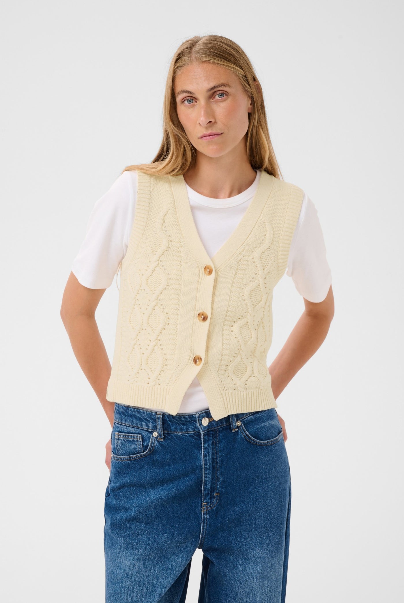 ChristinPW Waistcoat Whitecap Gray - 120304 - 30310791