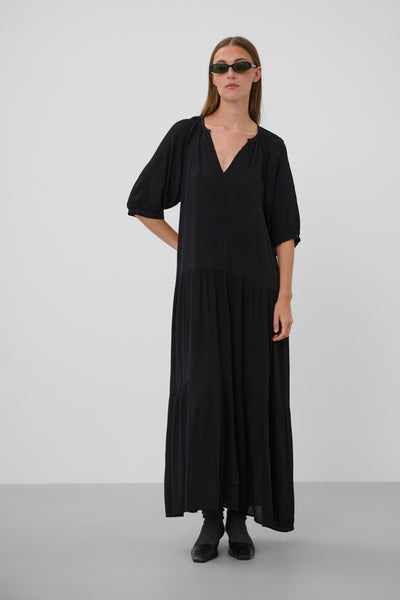 SLZaya Flowy Maxi Dress SS Black Thumbnail