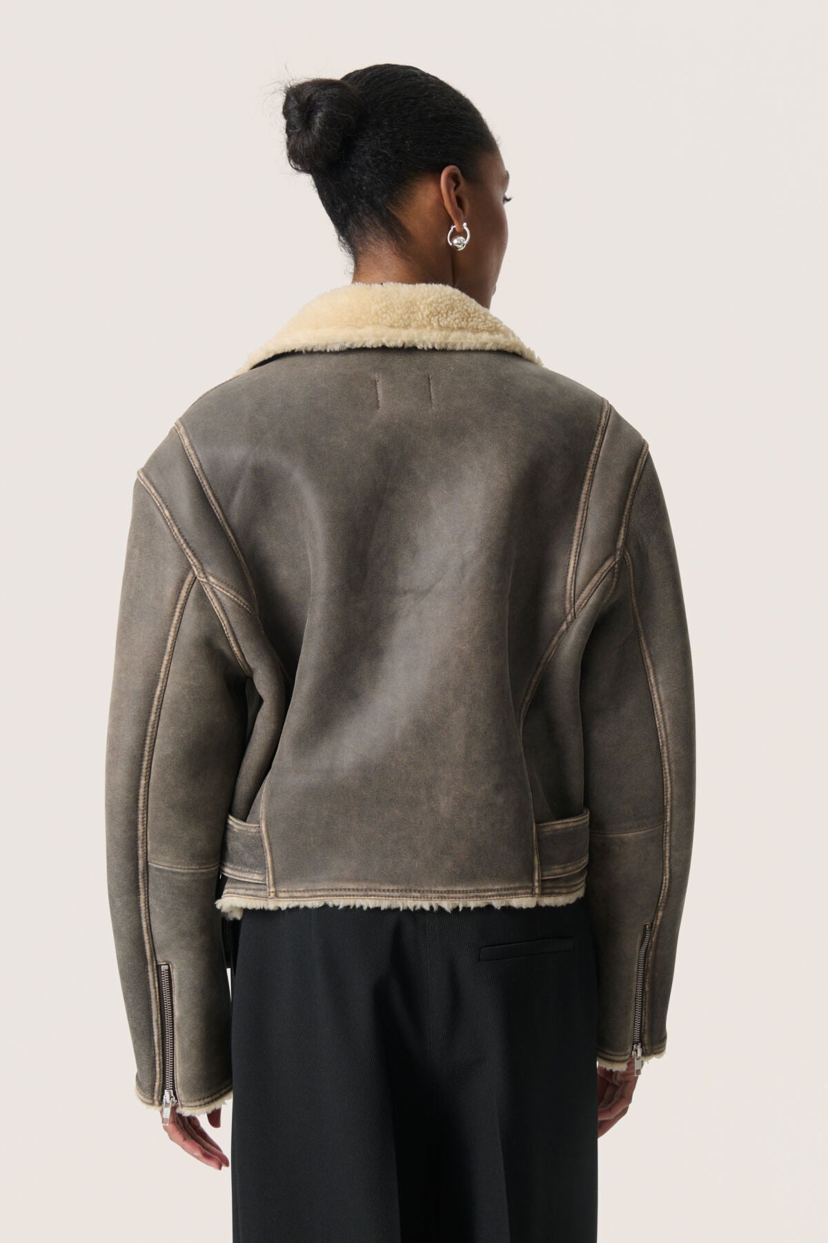 SLFiorella Aviator Jacket Worn down Black - 30408556