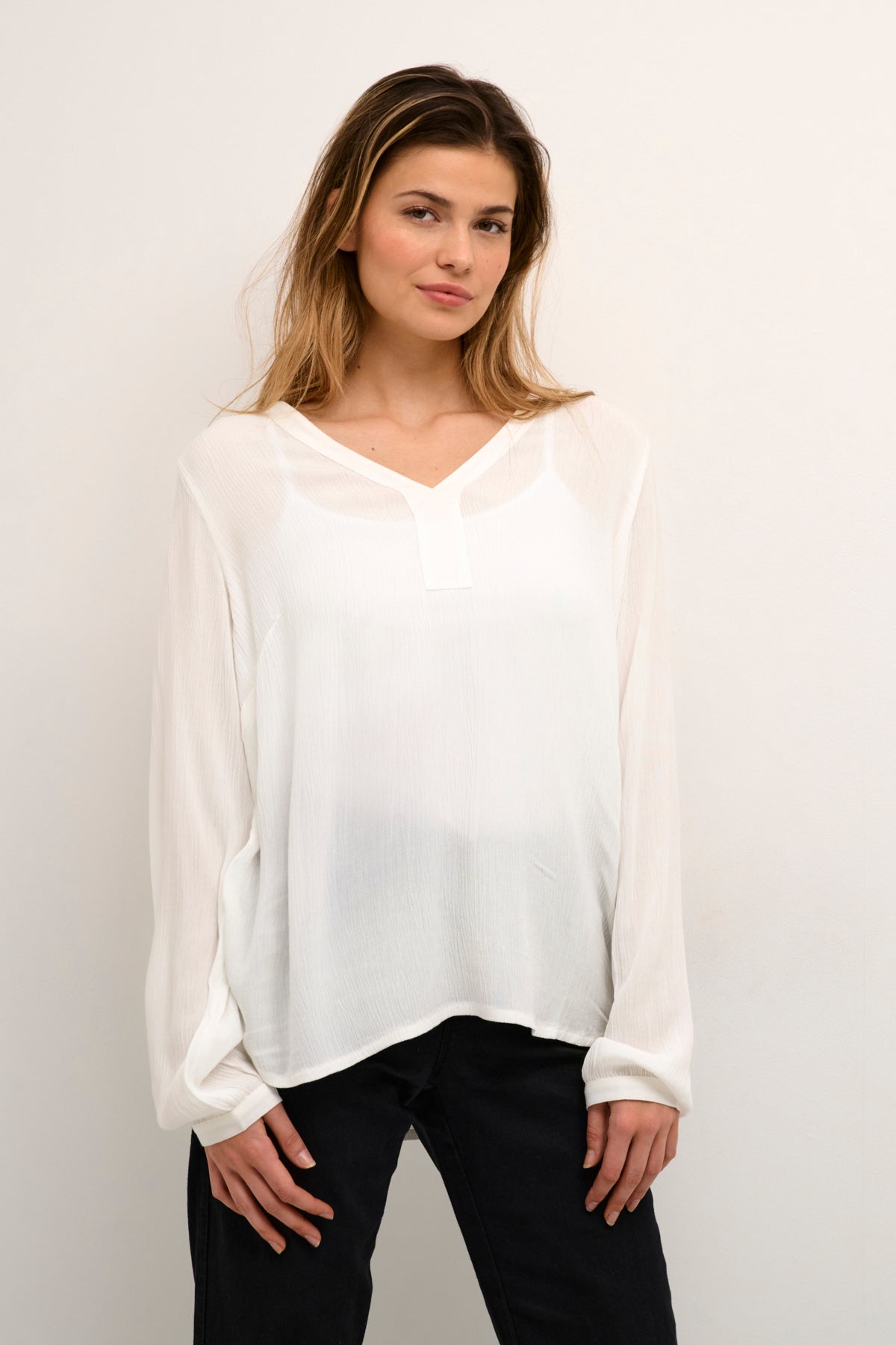 Amber Blouse LS Chalk - 501032