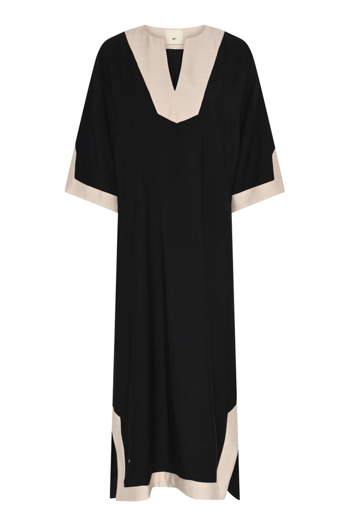 510HMVigdis dress 900 Black - HM1302