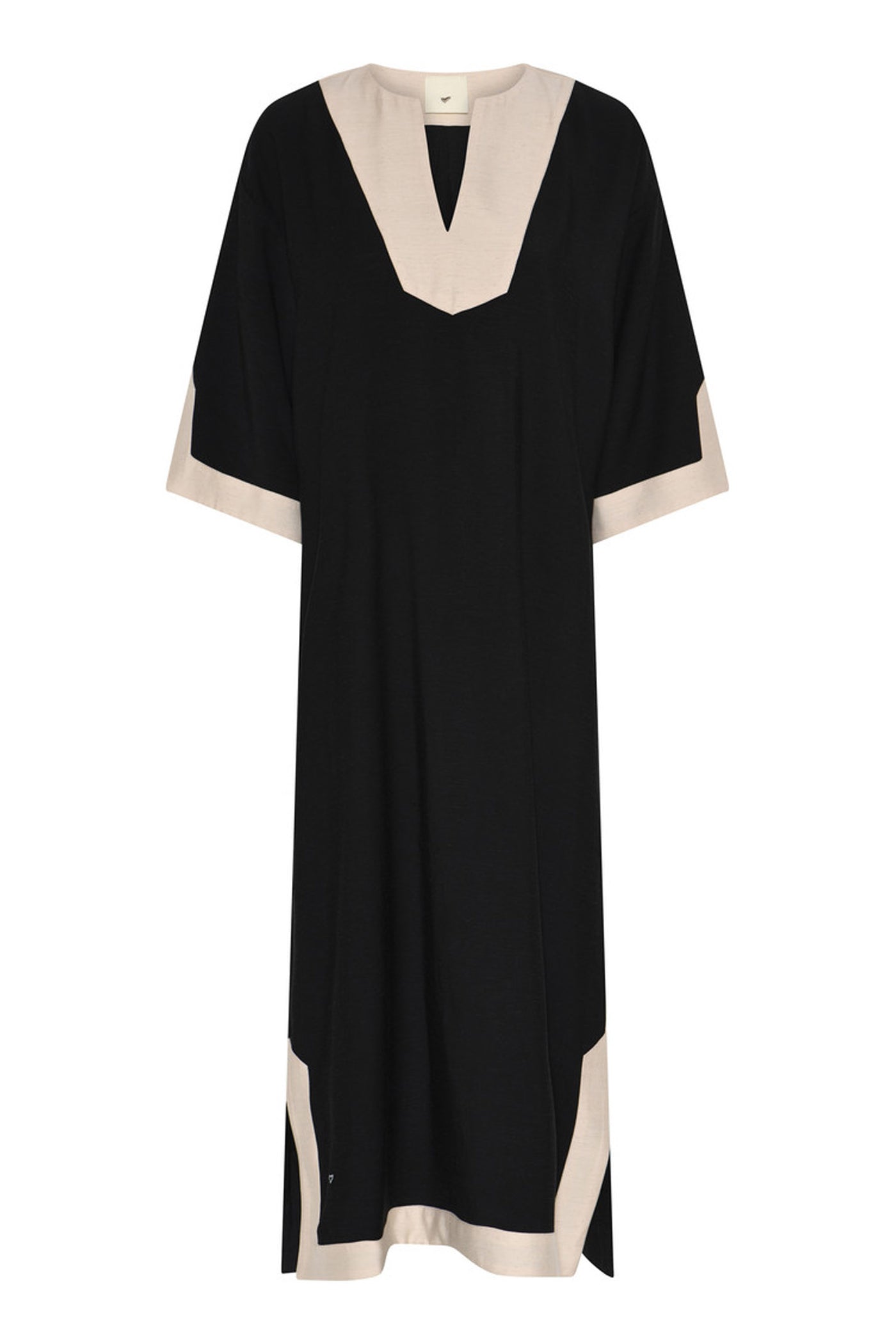 510HMVigdis dress 900 Black - HM1302