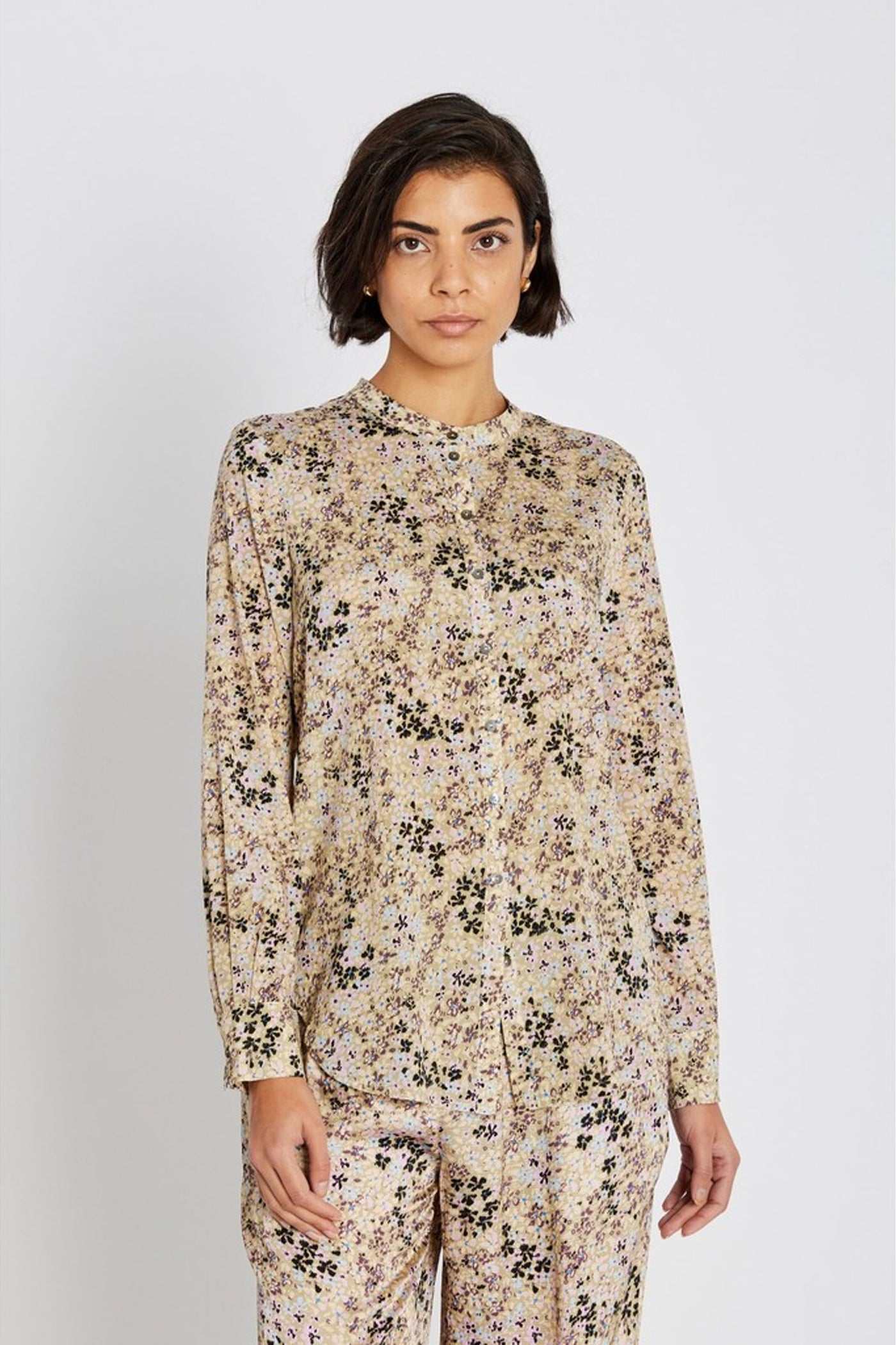 651HMMaple shirt 805 Light flower print - HM1327
