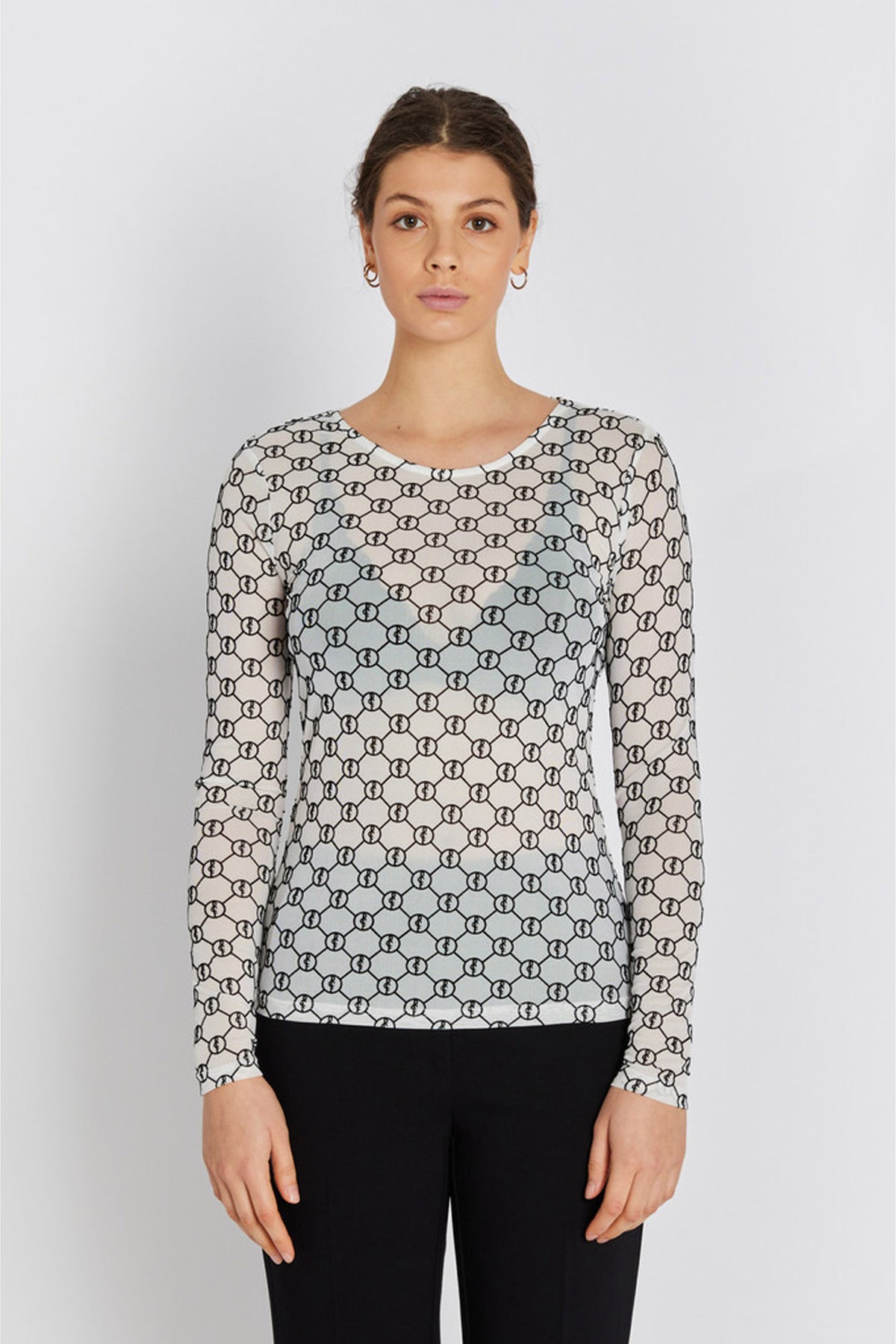 7390RDFRound neck blouse 02 Off white - RDF701