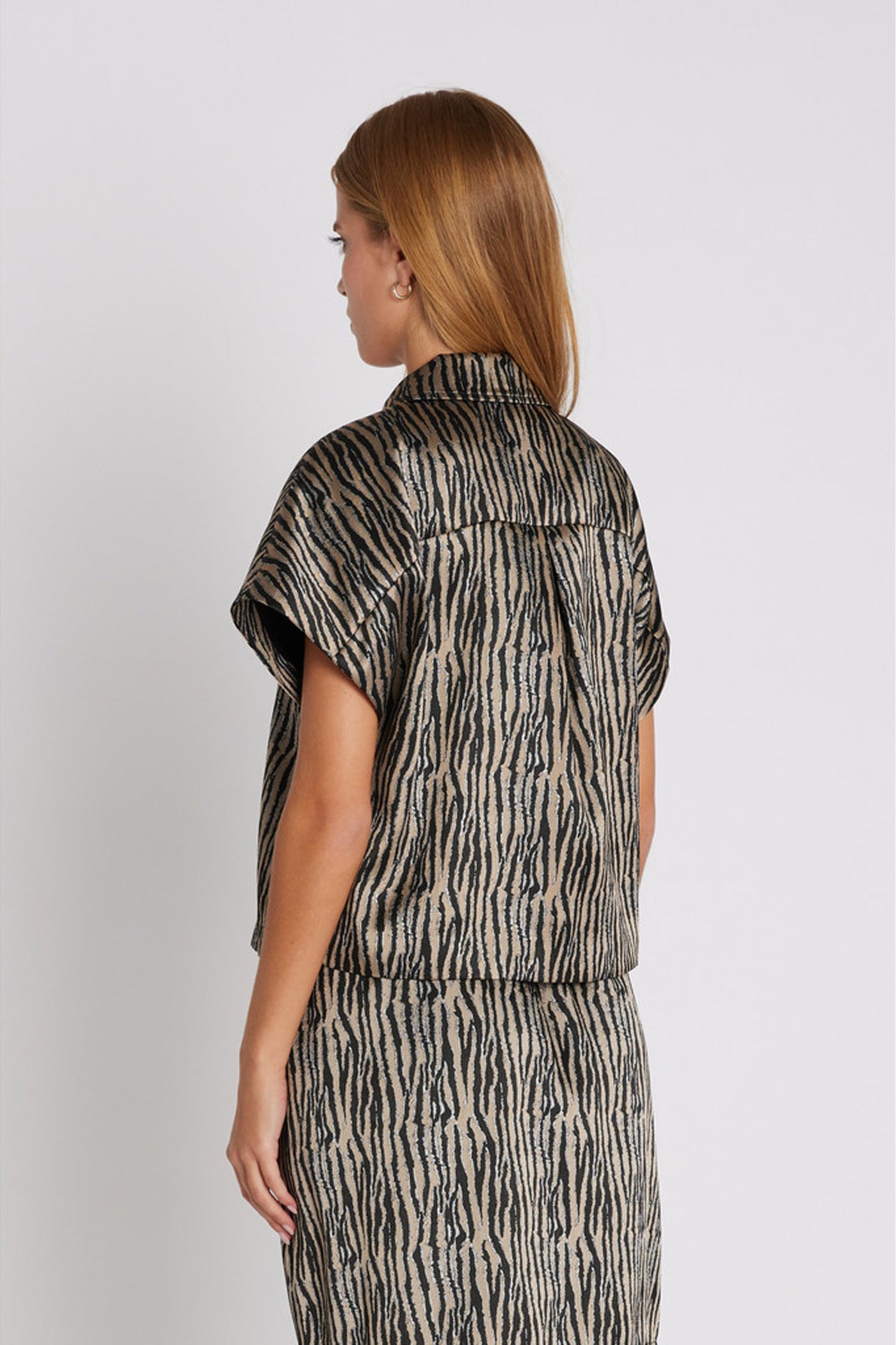 7654RDFHika vest 47 Cinnamon - RDF634