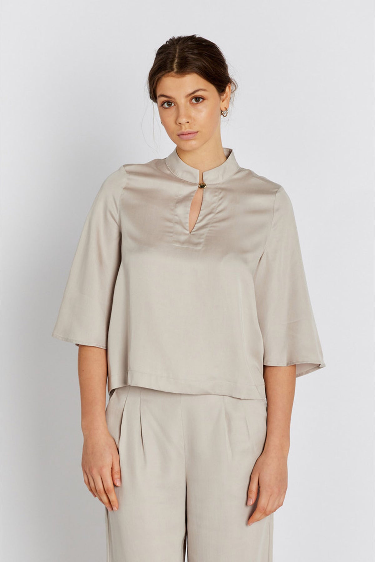7741RDFAisling blouse 422 Concrete - RDF725