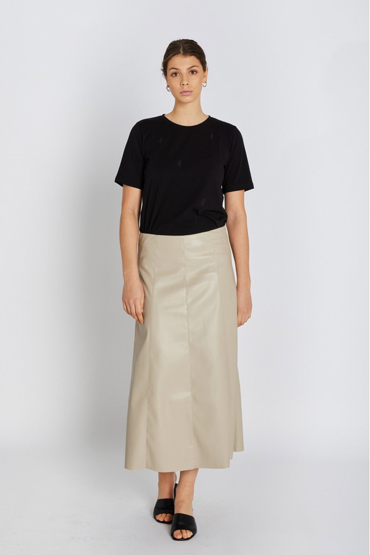 7744RDFAledra vegan skirt, lon 05 .Sand - RDF774